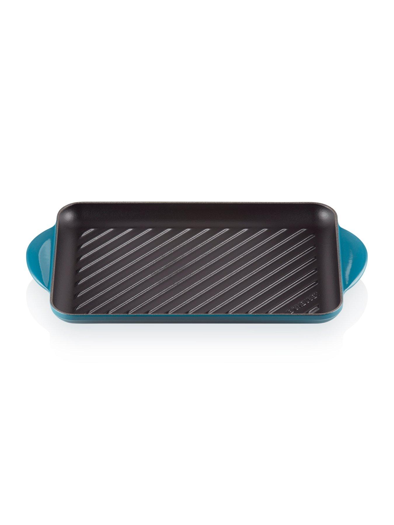 Le Creuset Cast Iron 32 cm Rectangular Grill in Volcanic