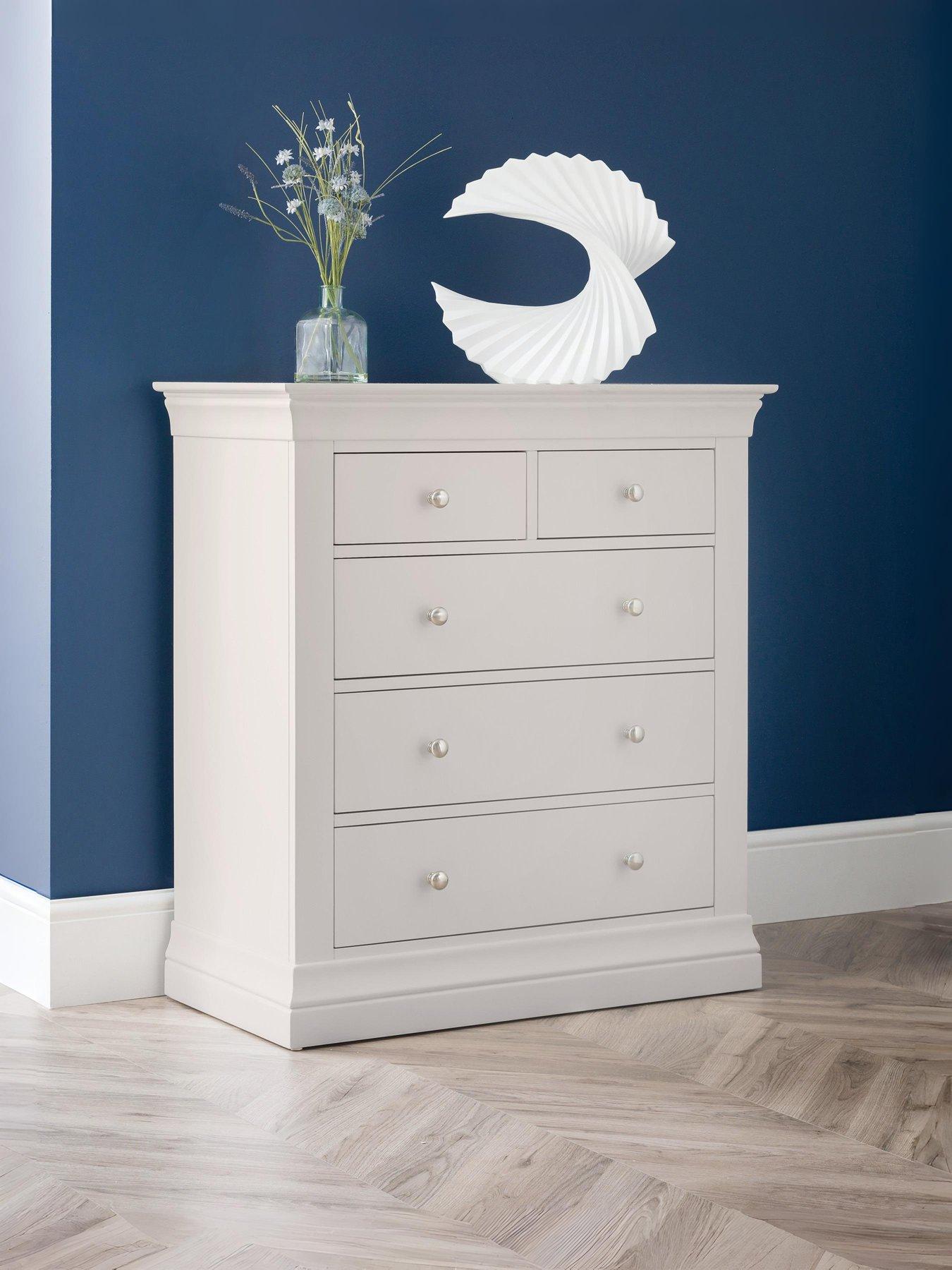 Julian Bowen Clermont 3+2 Drawer Chest Light Grey