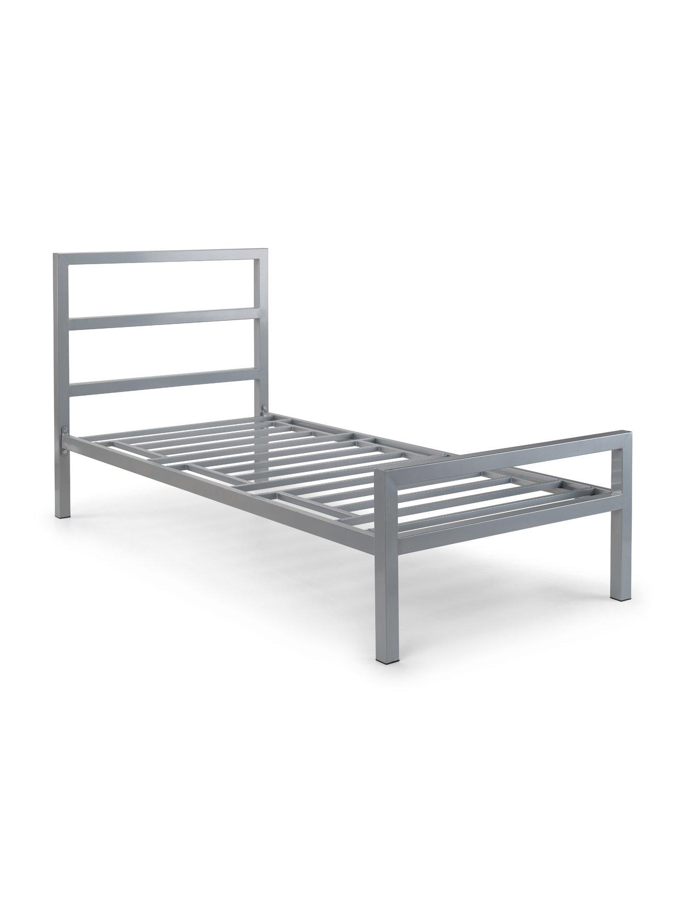 Julian Bowen Soto Single Metal Bed
