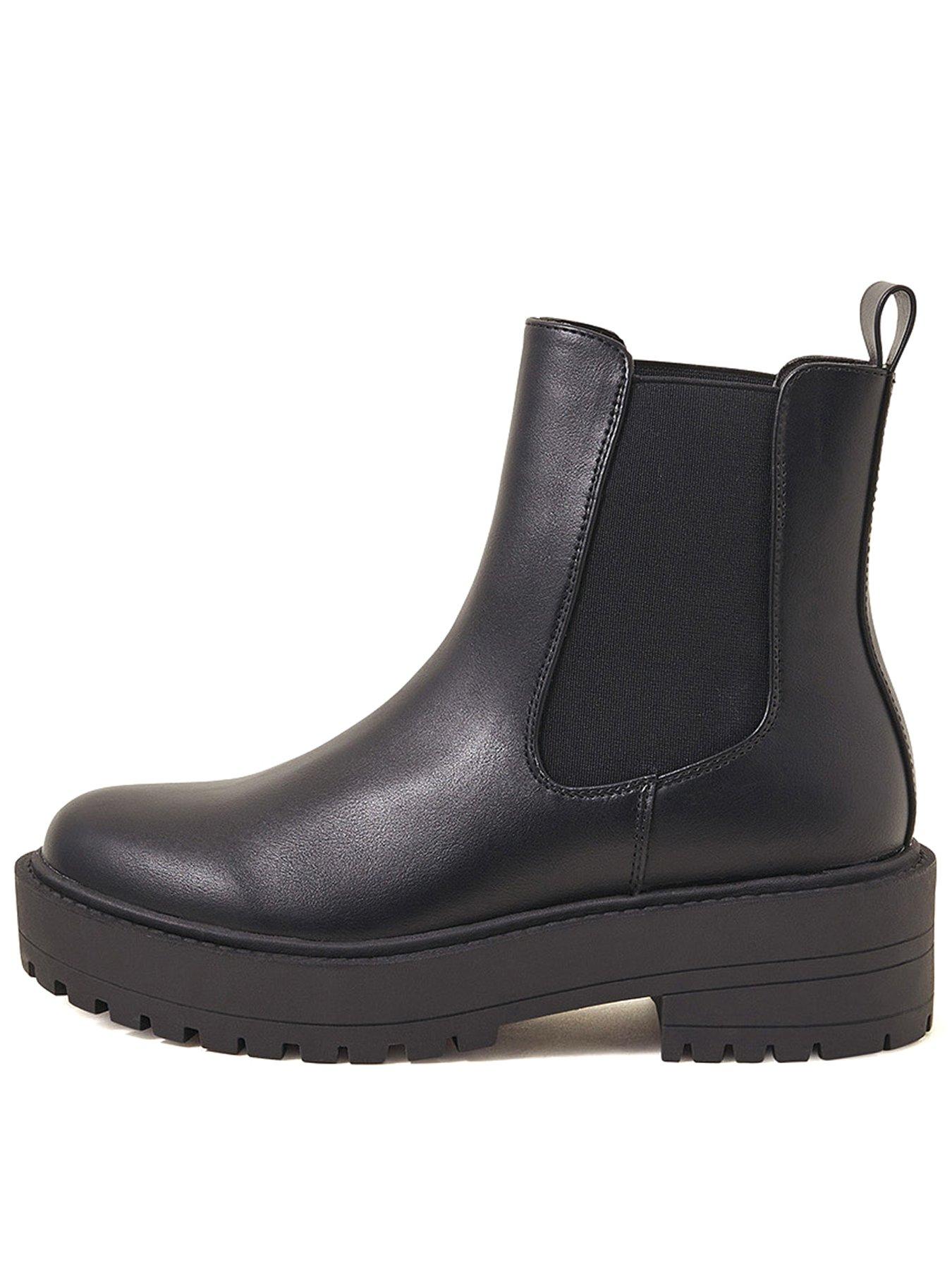 Chunky Chelsea Boots Black