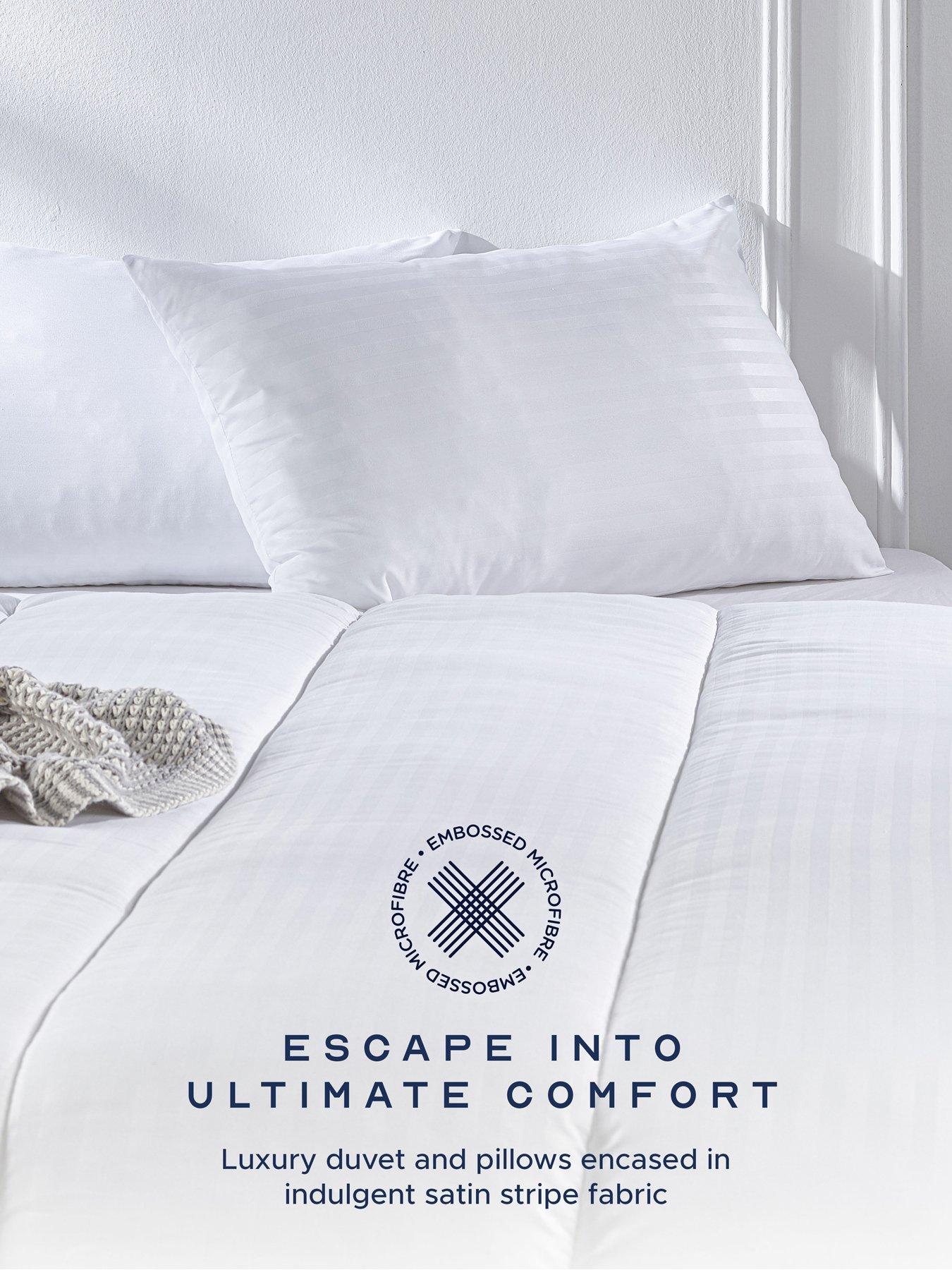 Image 3 of 6 of Snuggledown of Norway Luxurious Hotel 10.5 Tog Duvet and 4 Pillows Bundle - White