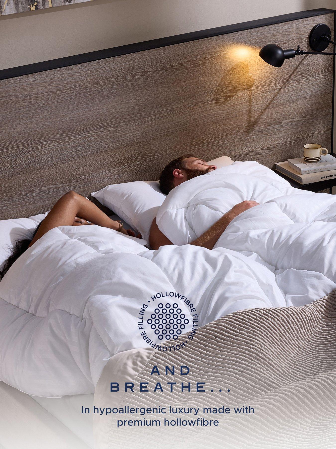 Image 4 of 6 of Snuggledown of Norway Luxurious Hotel 10.5 Tog Duvet and 4 Pillows Bundle - White