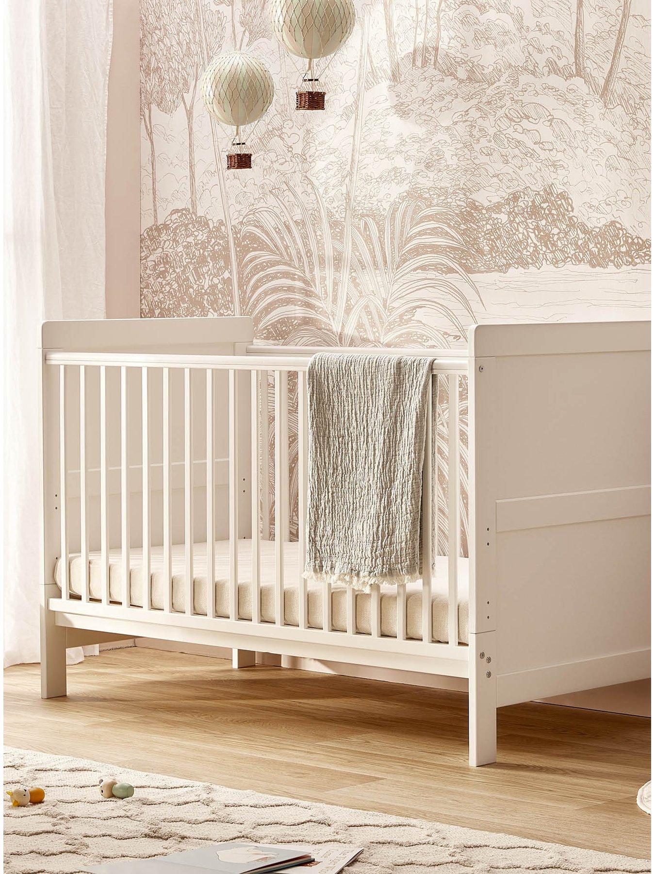 Audrey hotsell convertible crib