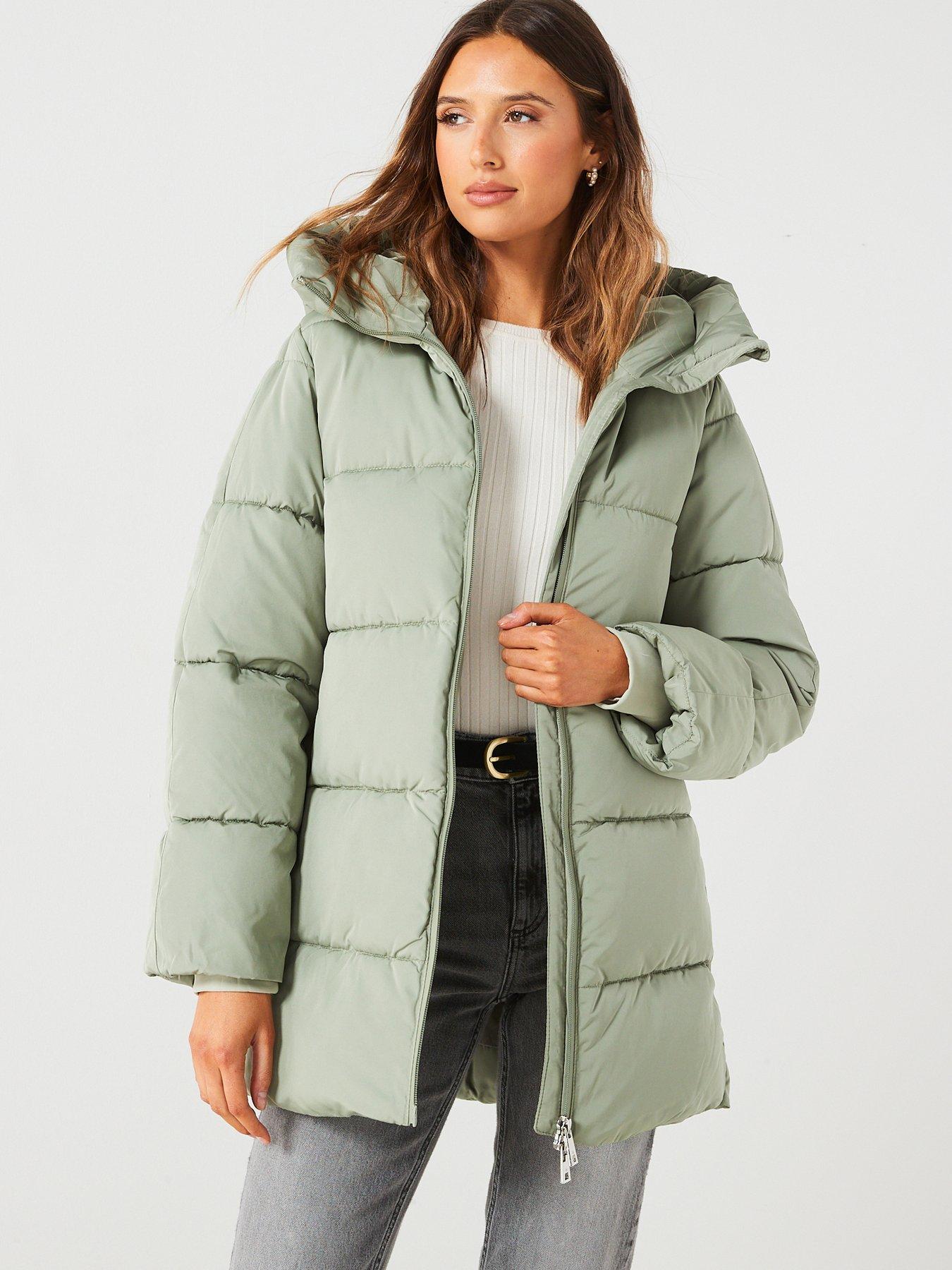 Hooded quilted coat