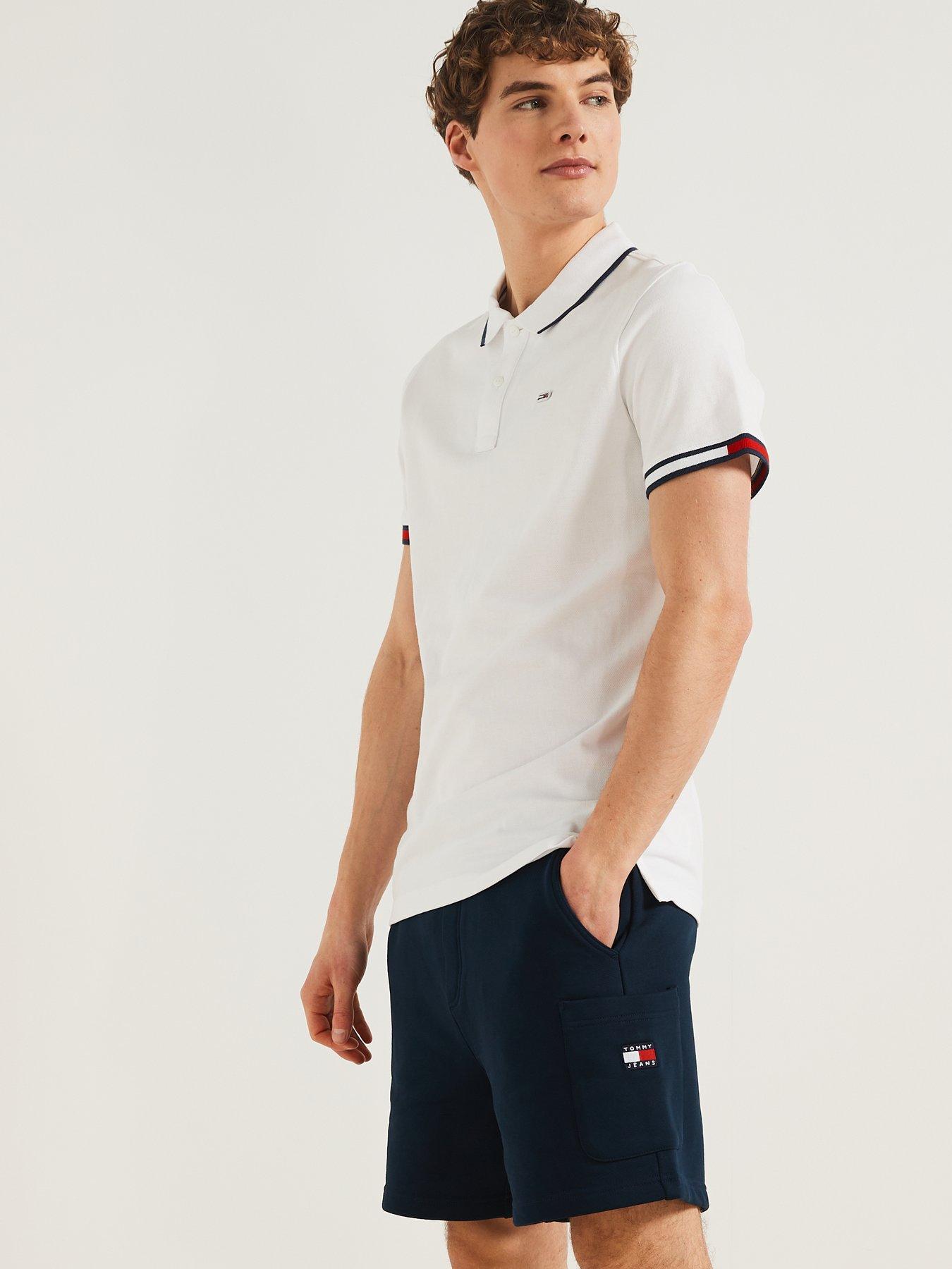 Image 4 of 6 of Tommy Jeans Badge Cargo Short - Navy