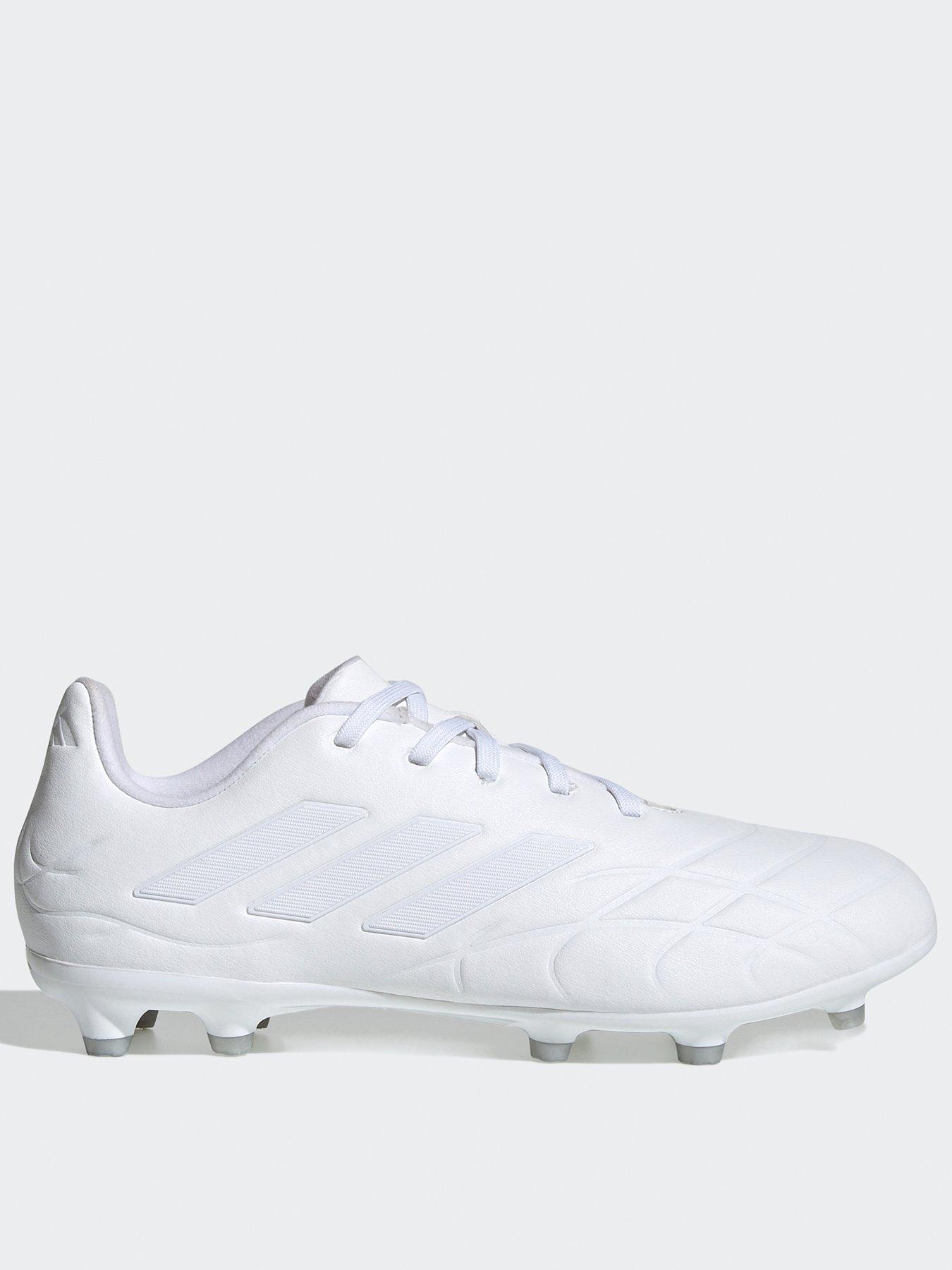 Adidas on sale predator 18.6