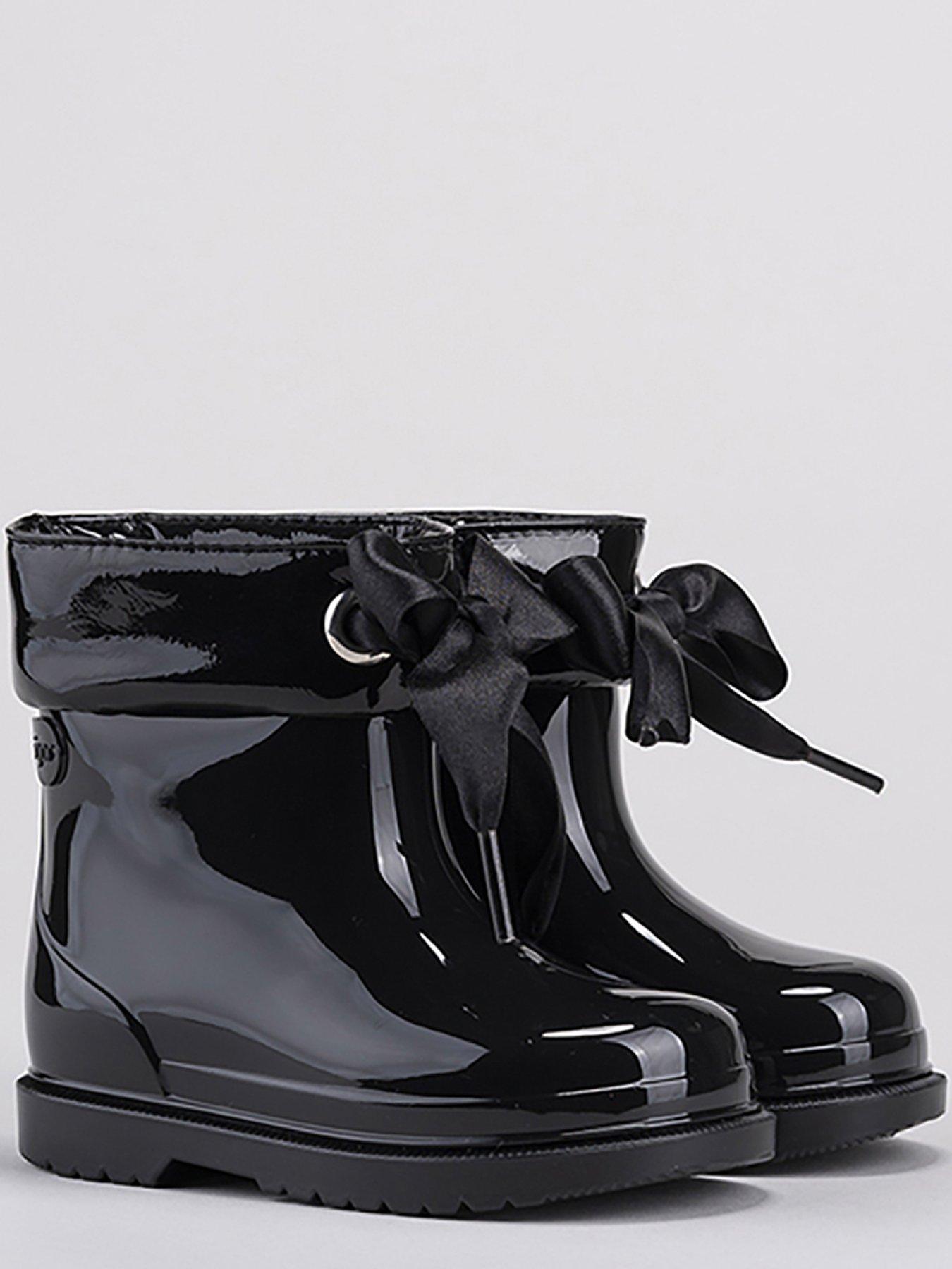 image of igor-bimbi-lazo-bow-gloss-wellington-boot-black