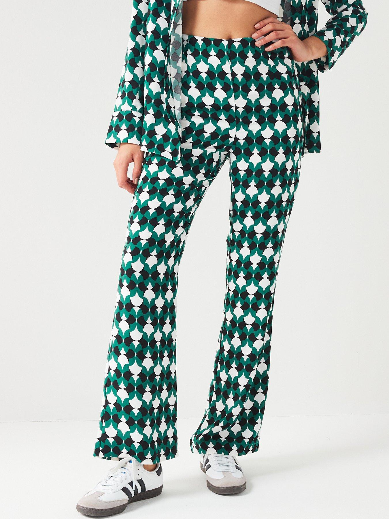 undefined Crepe Ed Geo Trouser Co-Ord - Print