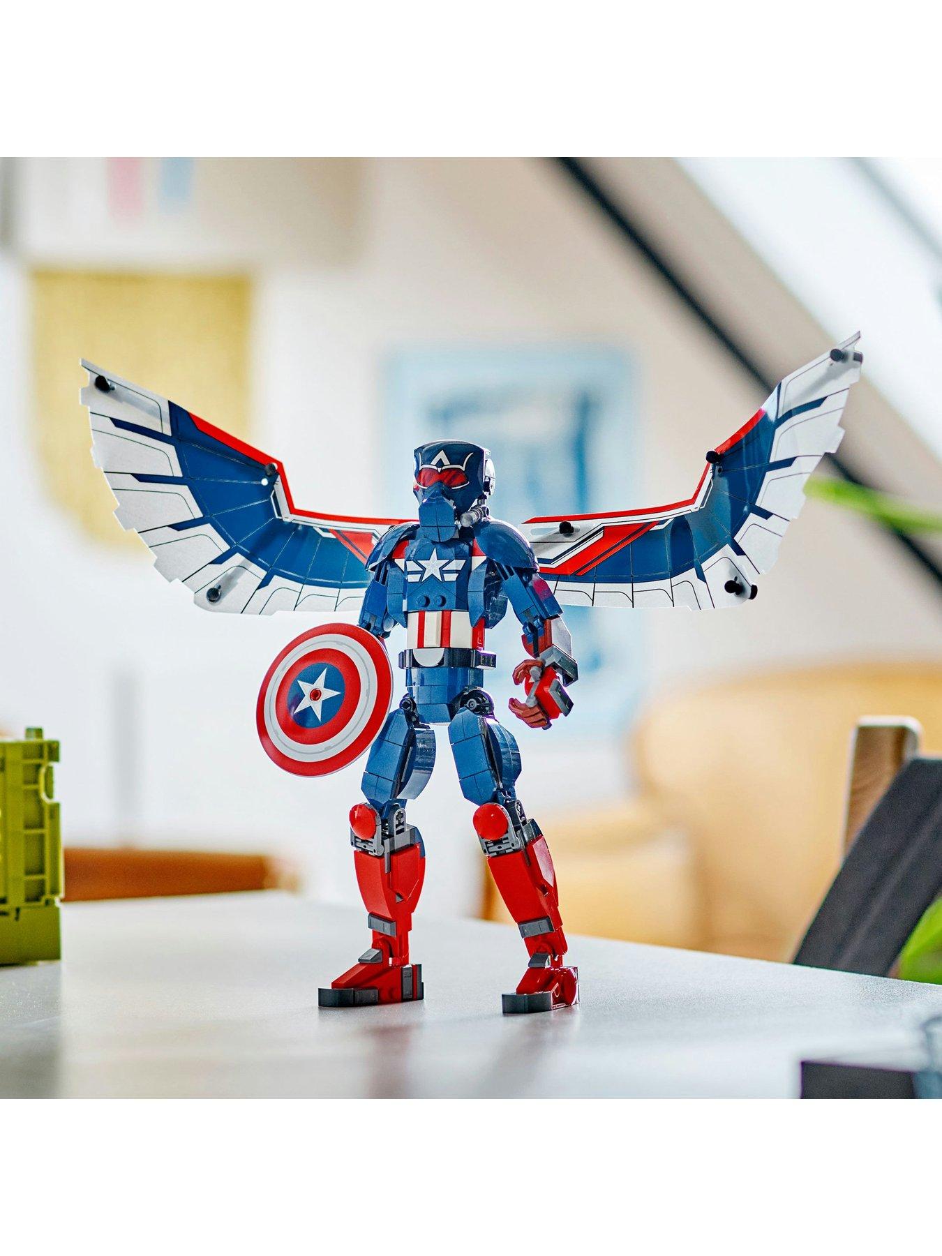  image of lego-marvel-super-heroes-new-captain-america-construction-figure-76296