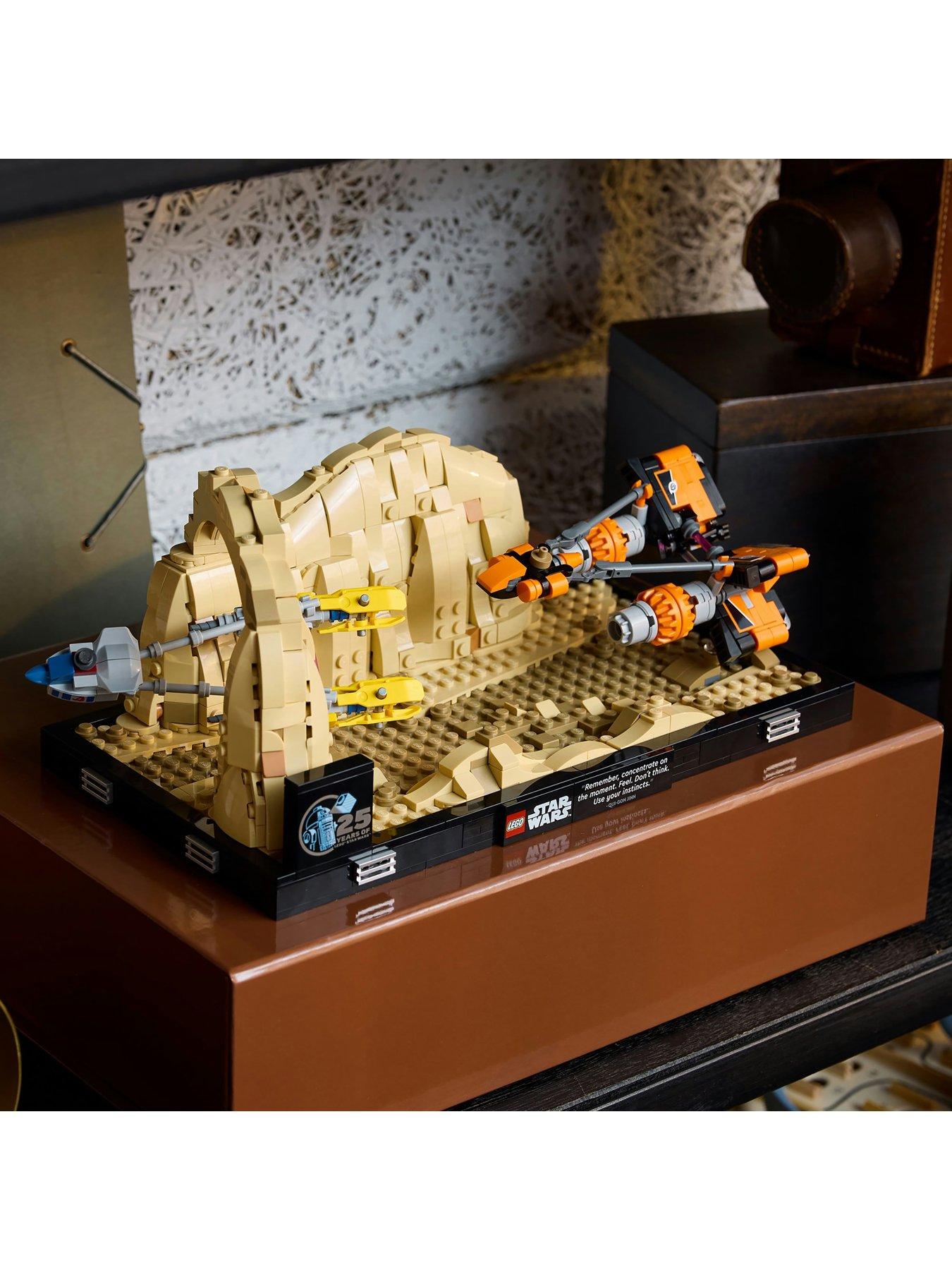  image of lego-star-wars-mos-espa-podrace-diorama-set-75380
