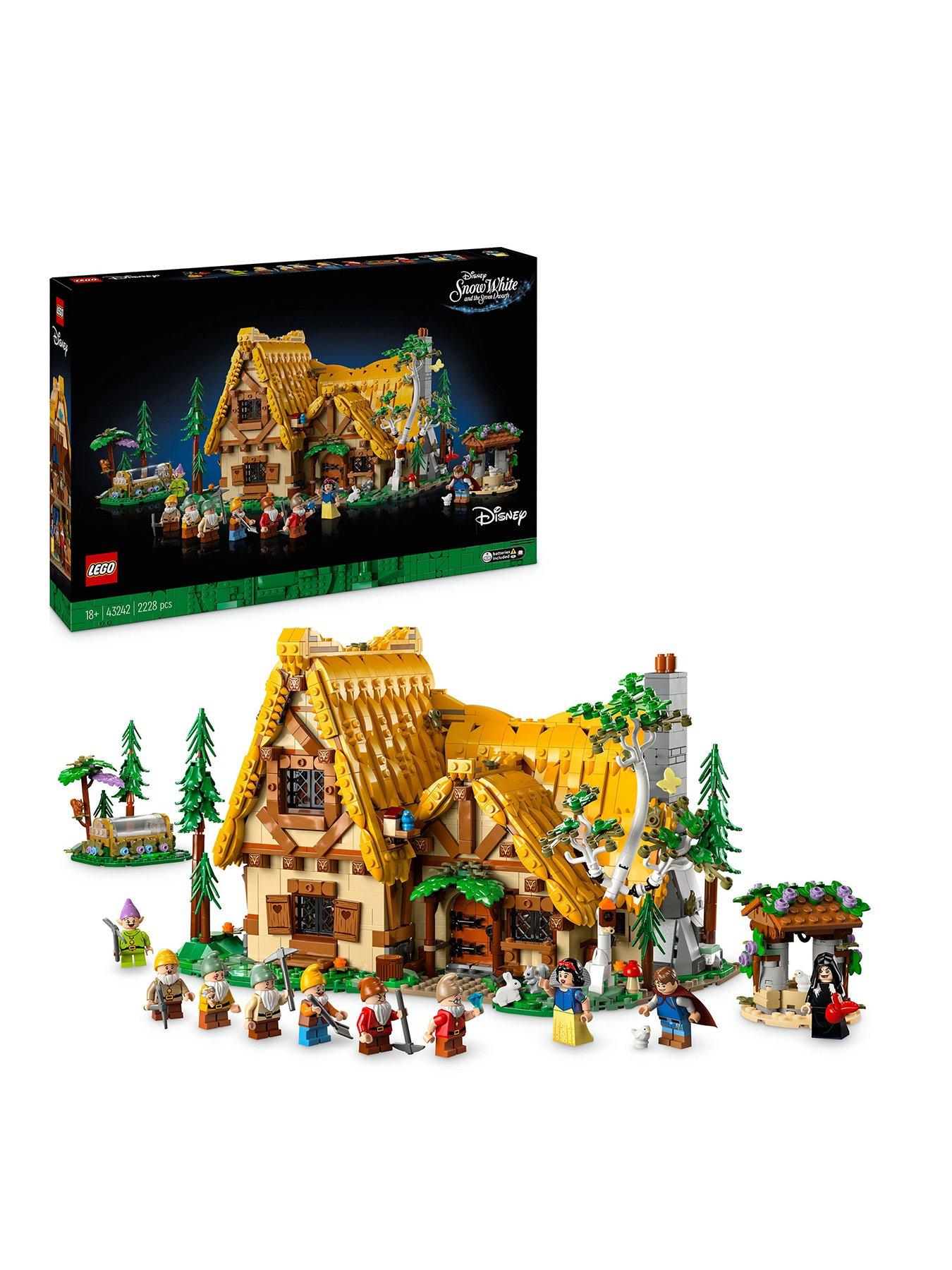 LEGO Disney Snow White and the Seven Dwarfs’ Cottage 43242