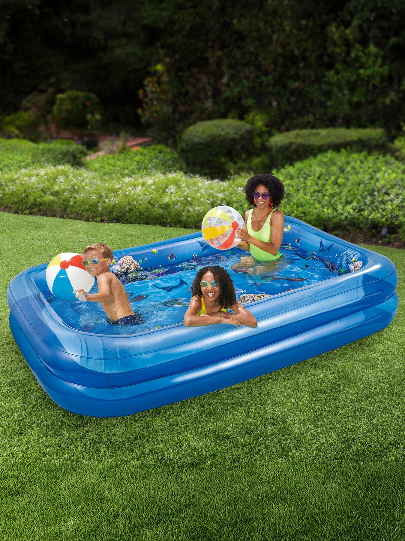 undefined Ocean Explorer Pool with 3D goggles