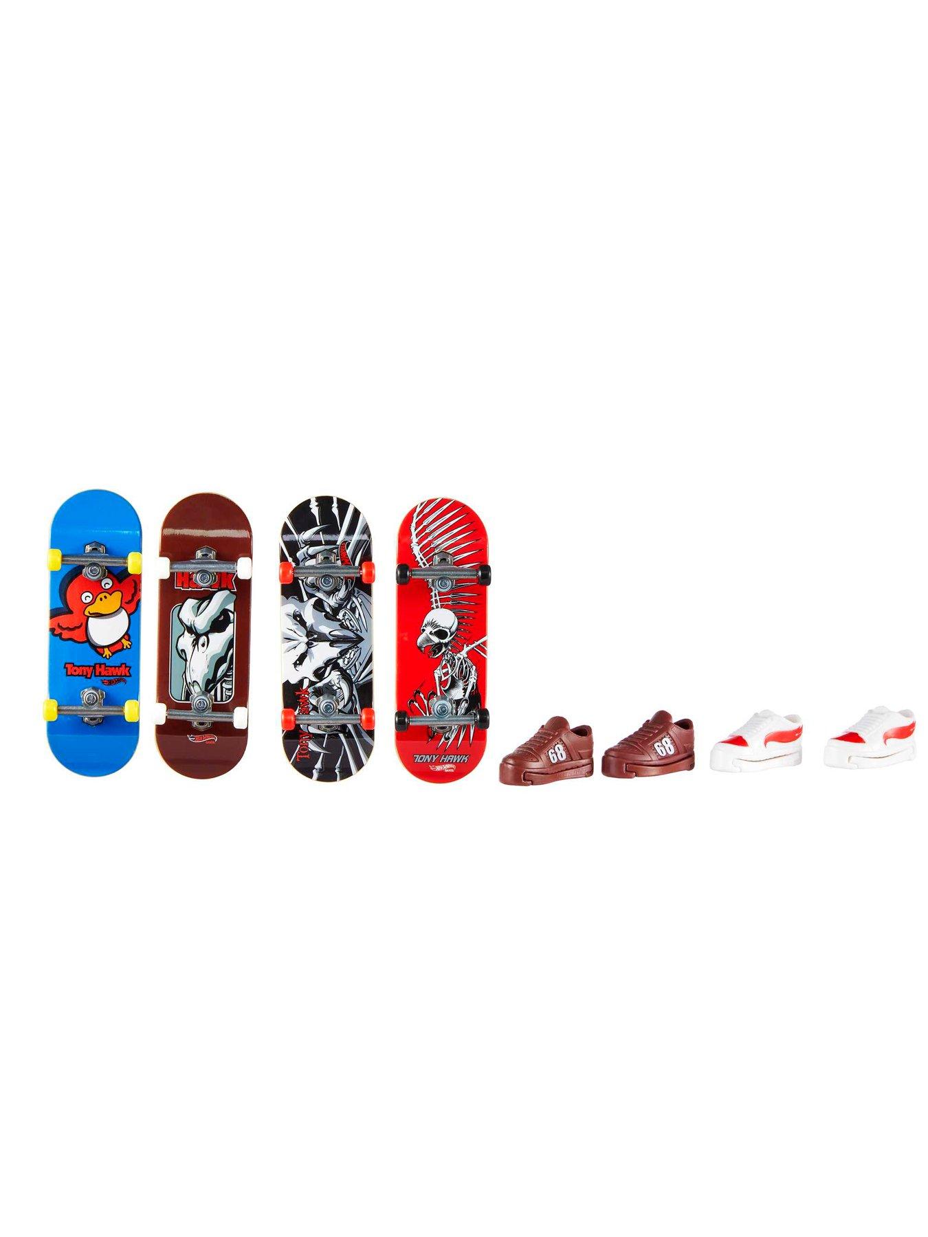 2 PCS Finger Toys Professional Finger Boards Mini Skateboard Fingerboards  for Creative Fingertips Movement, Skateboard Educational Toys Party Favors  Novelty Toys for Kids Boys Girls Gifts 