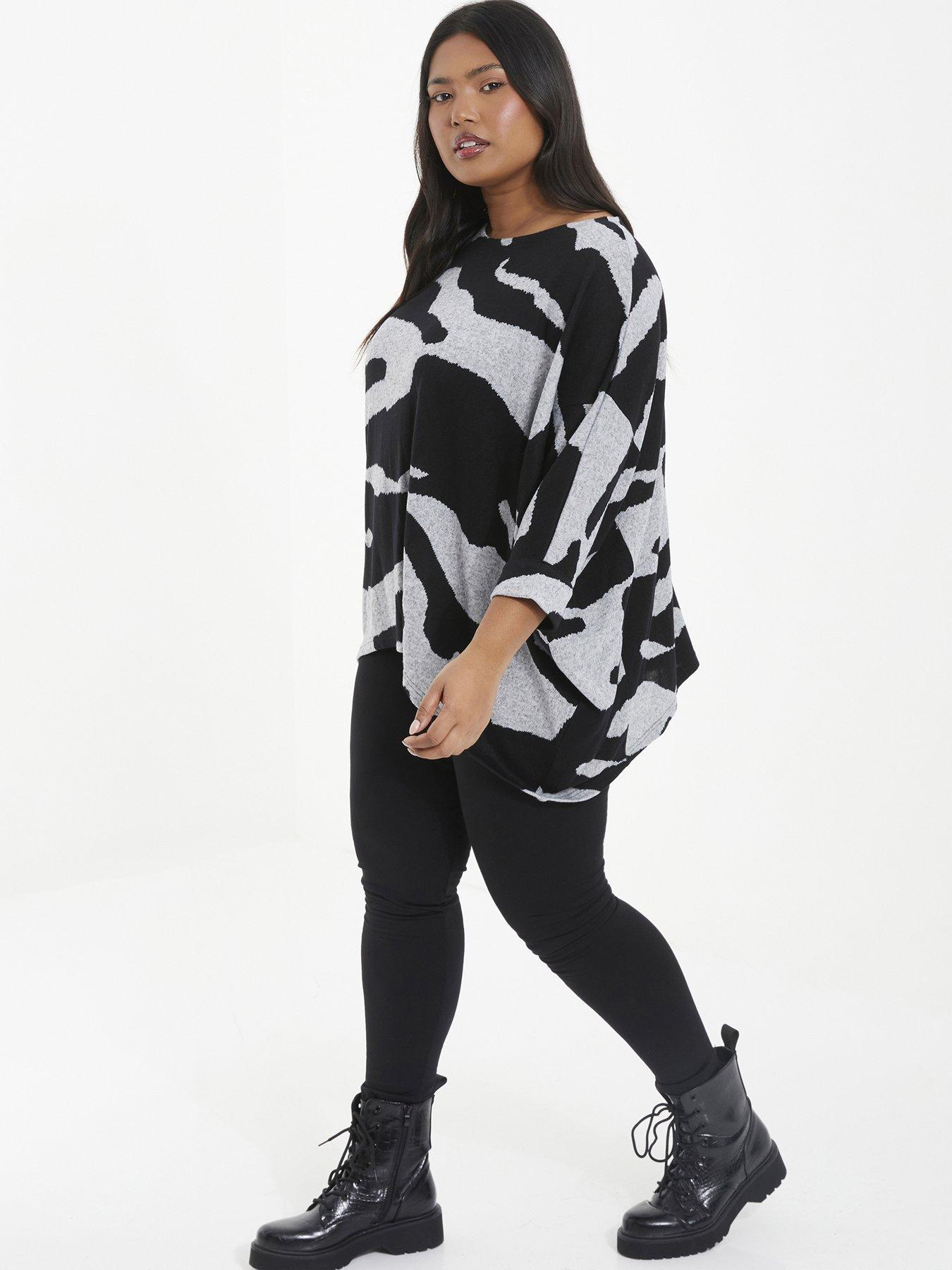  image of quiz-curve-curve-grey-absract-print-batwing-top