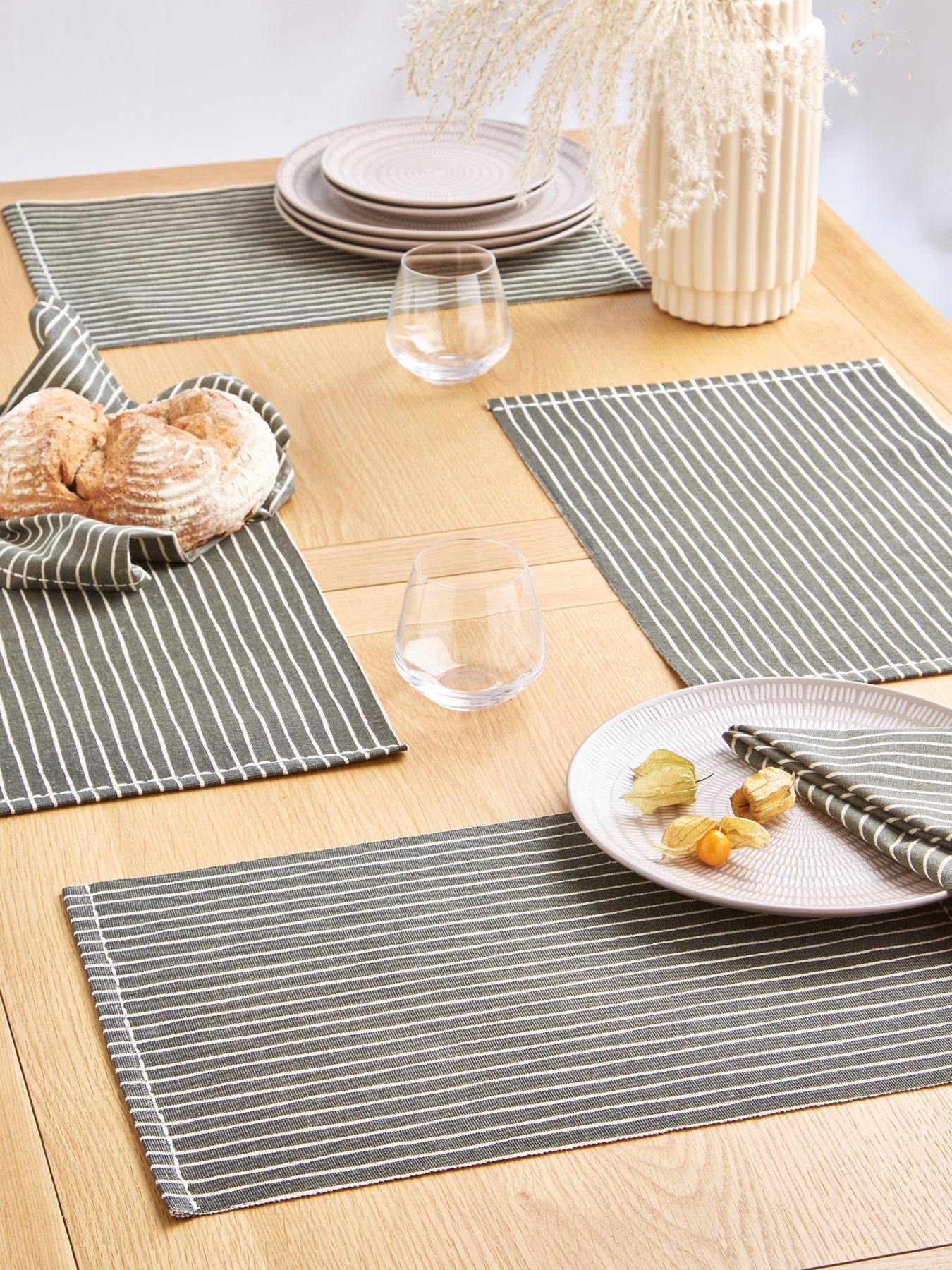 The Very Collection Set of 4 Charcoal Striped Placemats