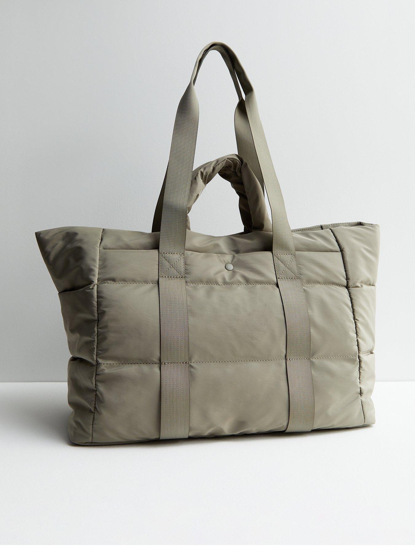 Sporty tote clearance