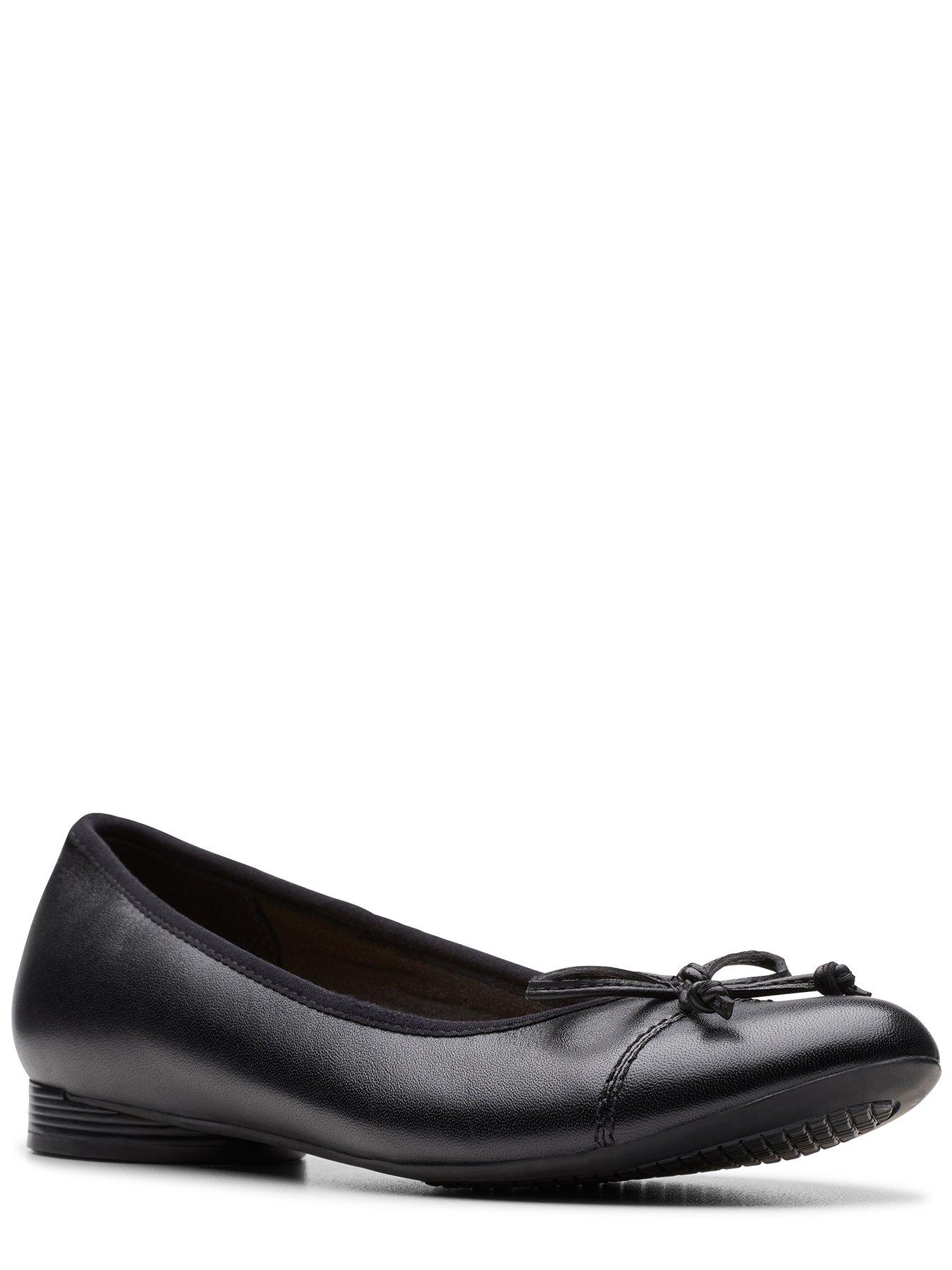 Clarks Loreleigh Rae Leather Bow Front Ballerina - Black | littlewoods.com