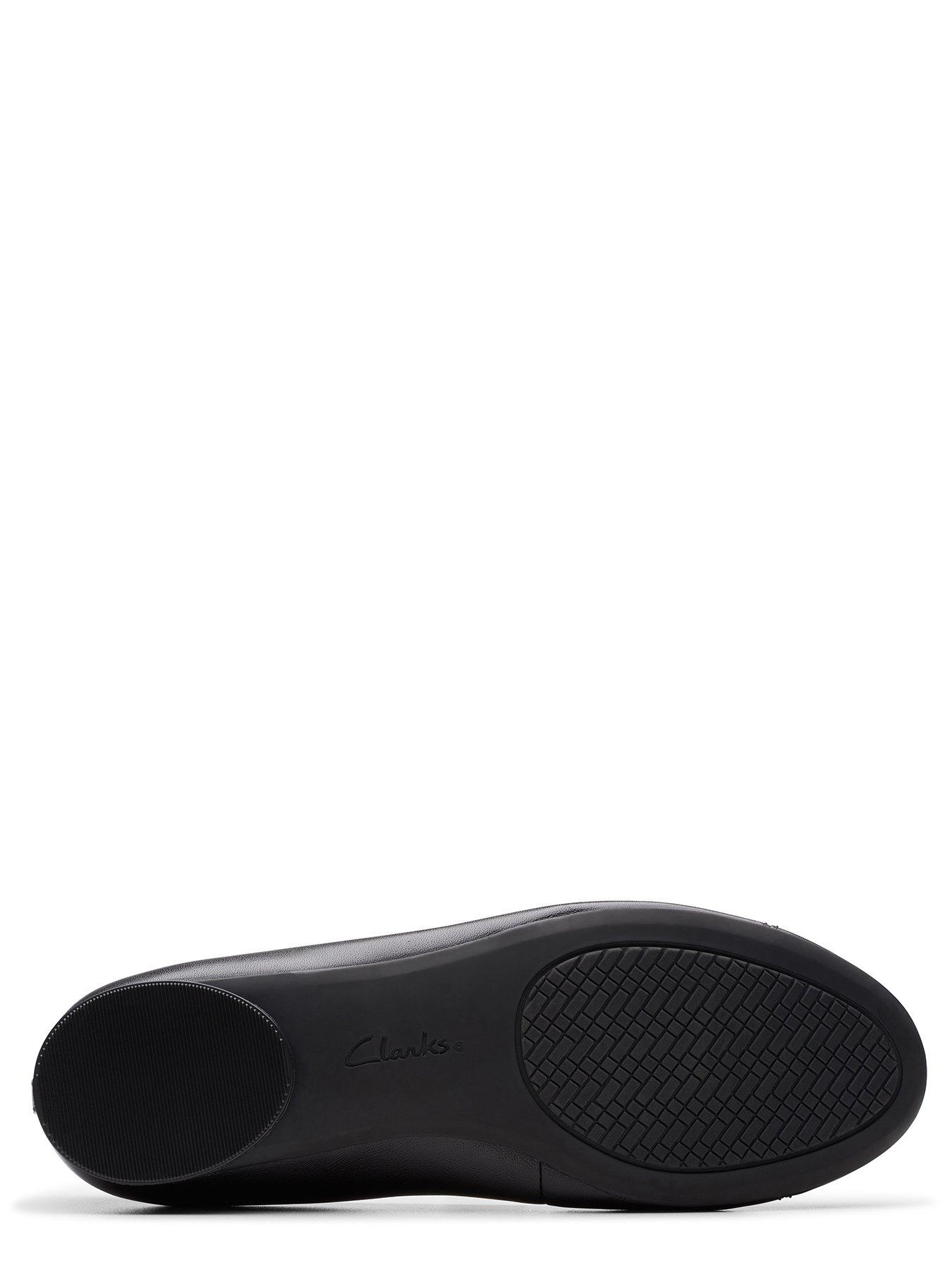 Image 5 of 7 of Clarks Womens Loreleigh Rae Leather Bow Front Ballet Pumps - Black