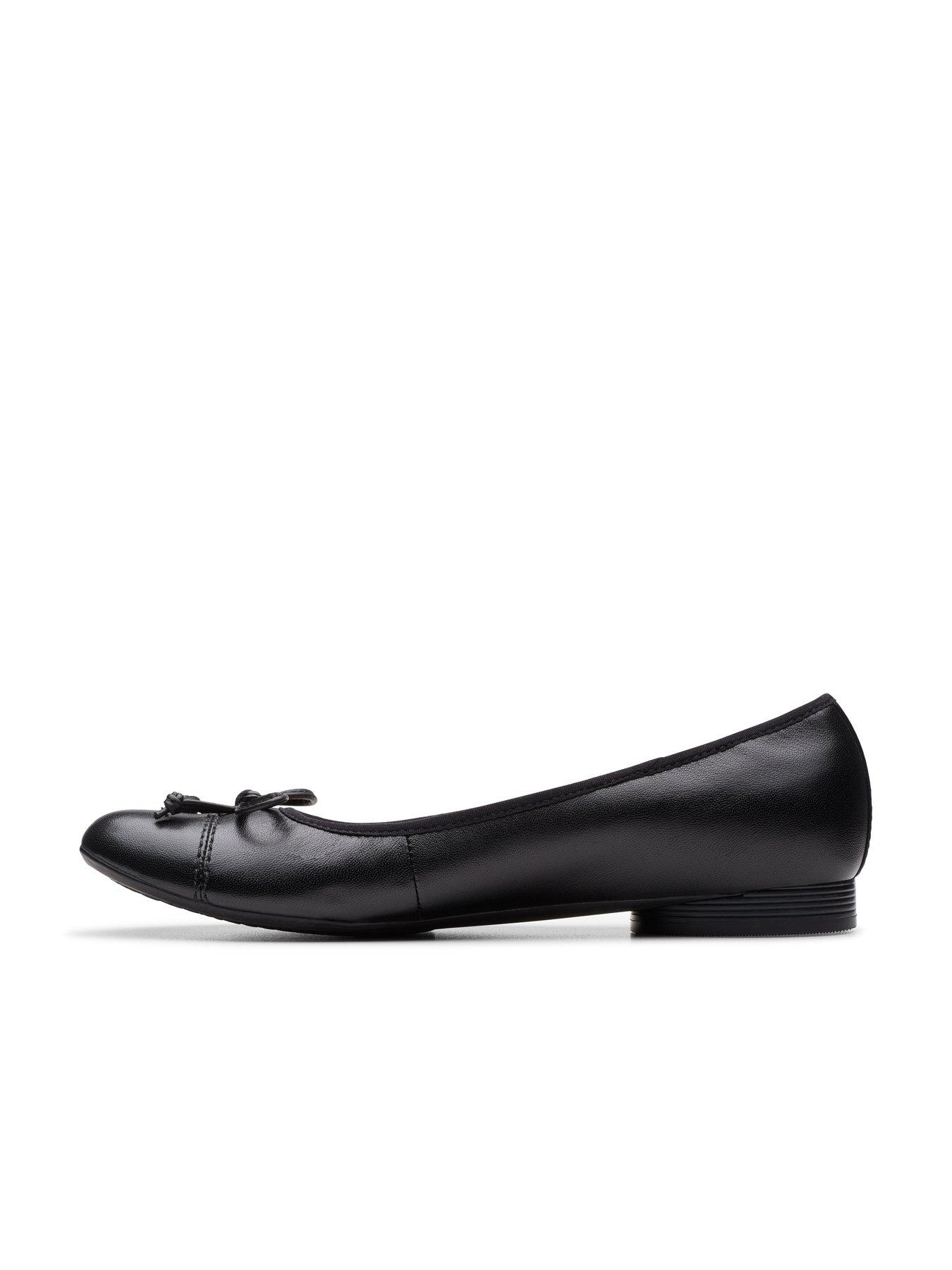 Image 6 of 7 of Clarks Womens Loreleigh Rae Leather Bow Front Ballet Pumps - Black