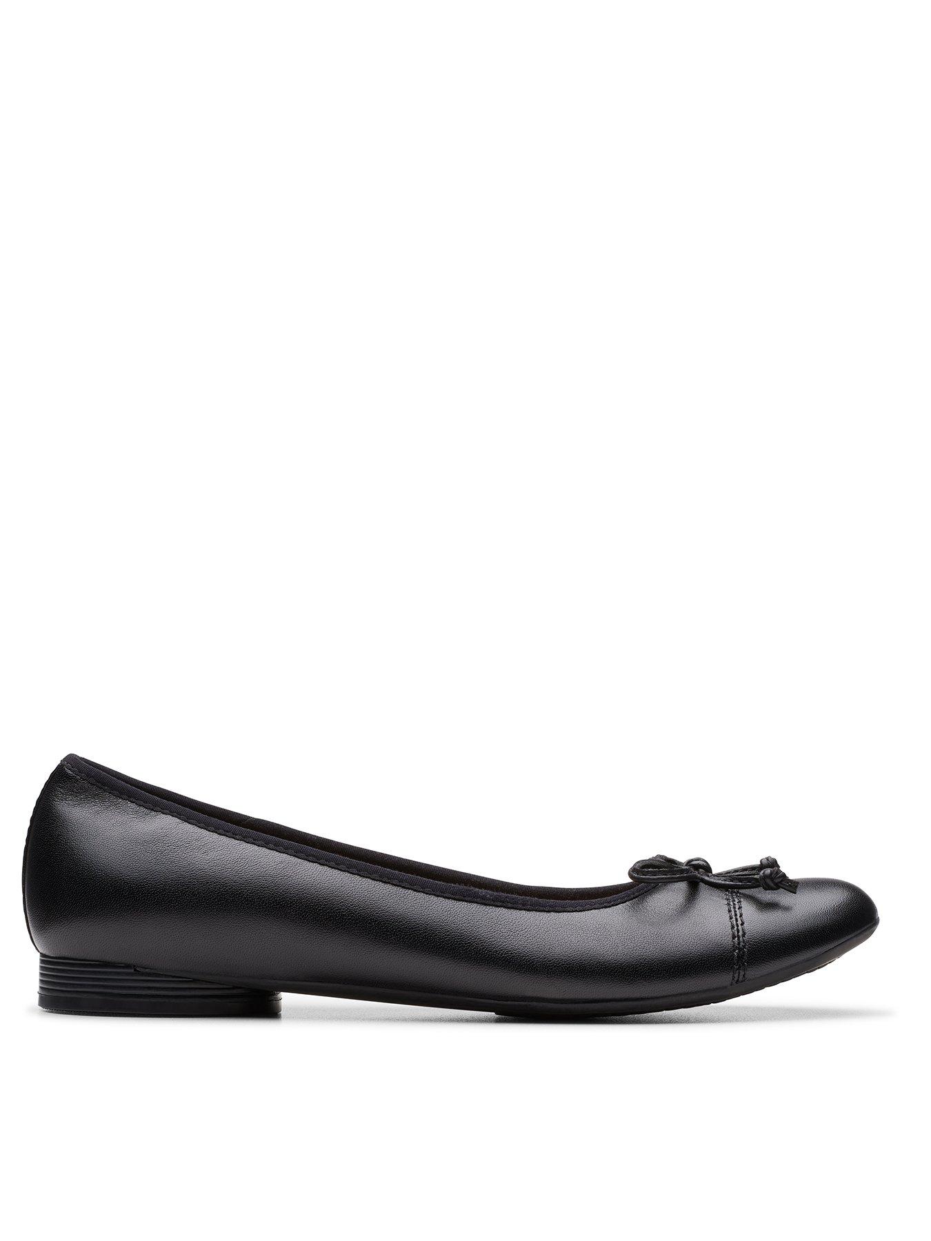 clarks-wide-fit-loreleigh-rae-leather-ballerina-black