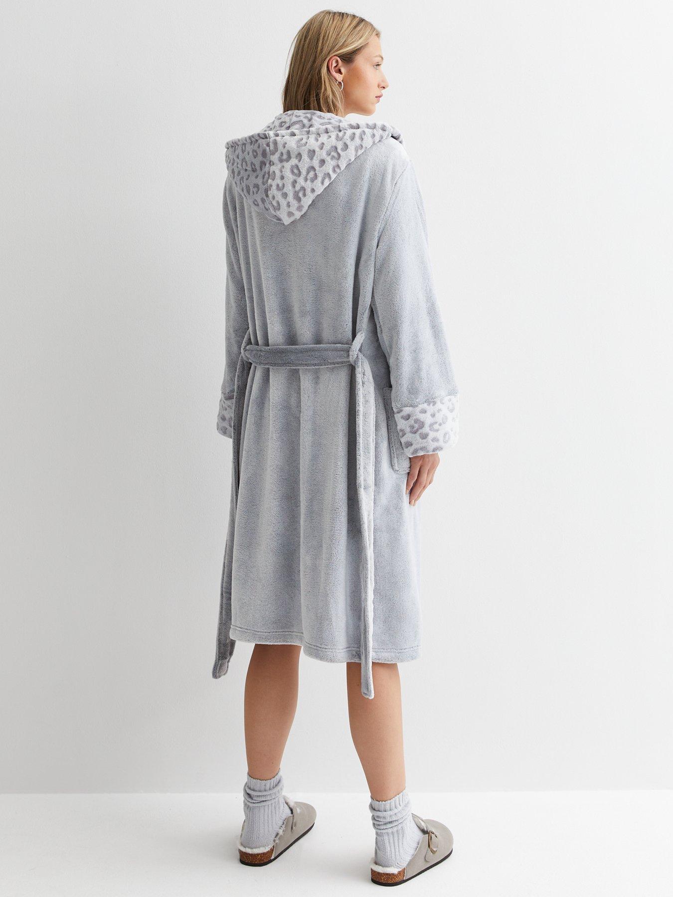 New Look Pale Grey Leopard Print Faux Fur Hooded Dressing Gown