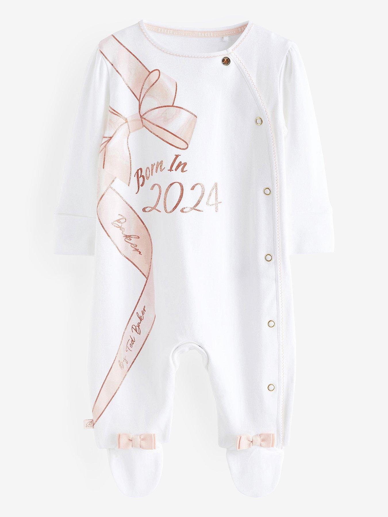 Born in store 2019 sleepsuits