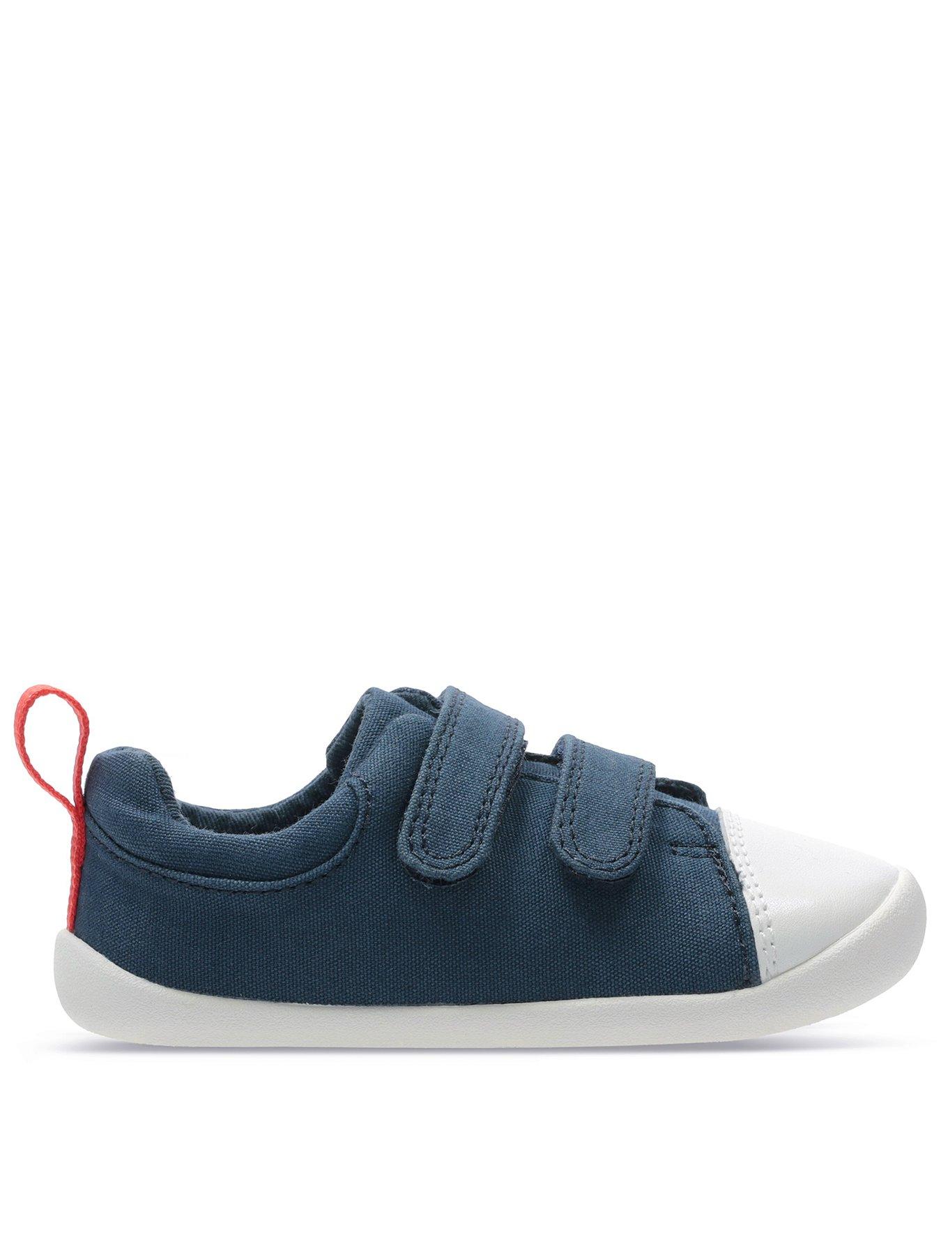 clarks-first-roamer-craft-canvas-baby-shoe