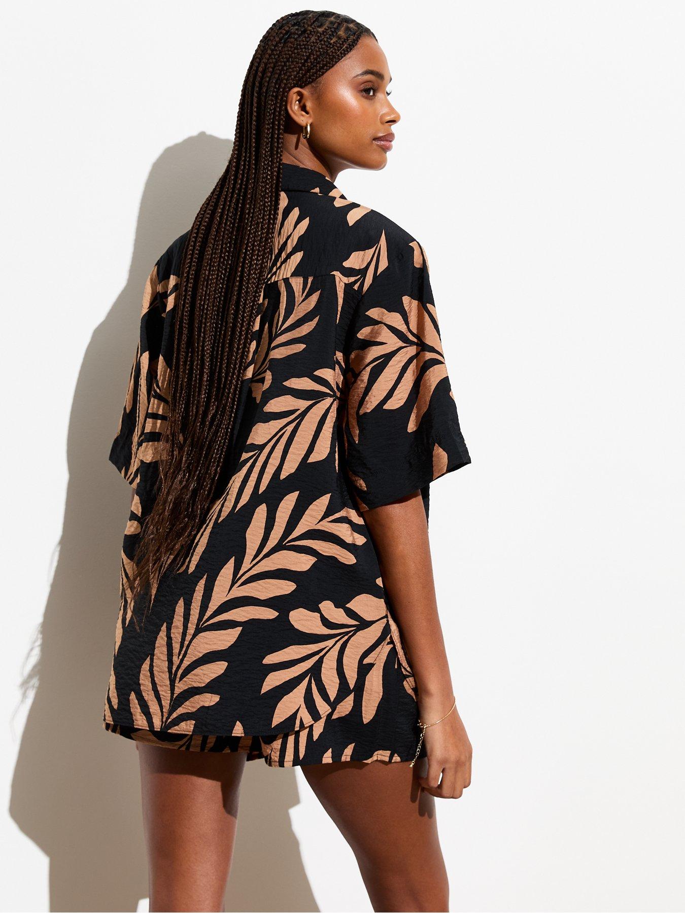 New Look Black Leaf Print Short Sleeve Shirt | littlewoods.com image.