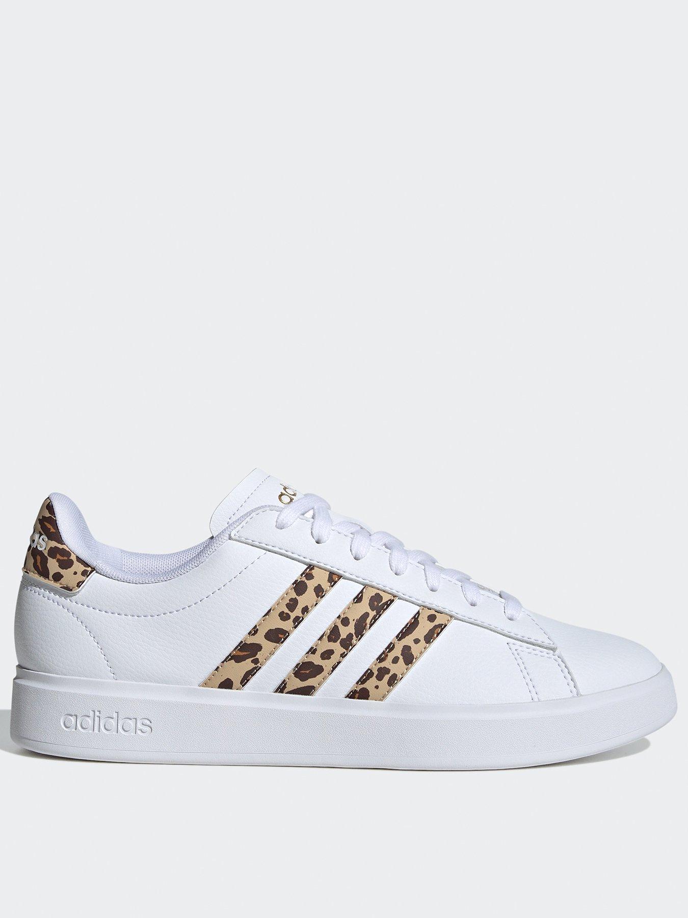 undefined Women's Grand Court 2.0 Trainers - White/Beige