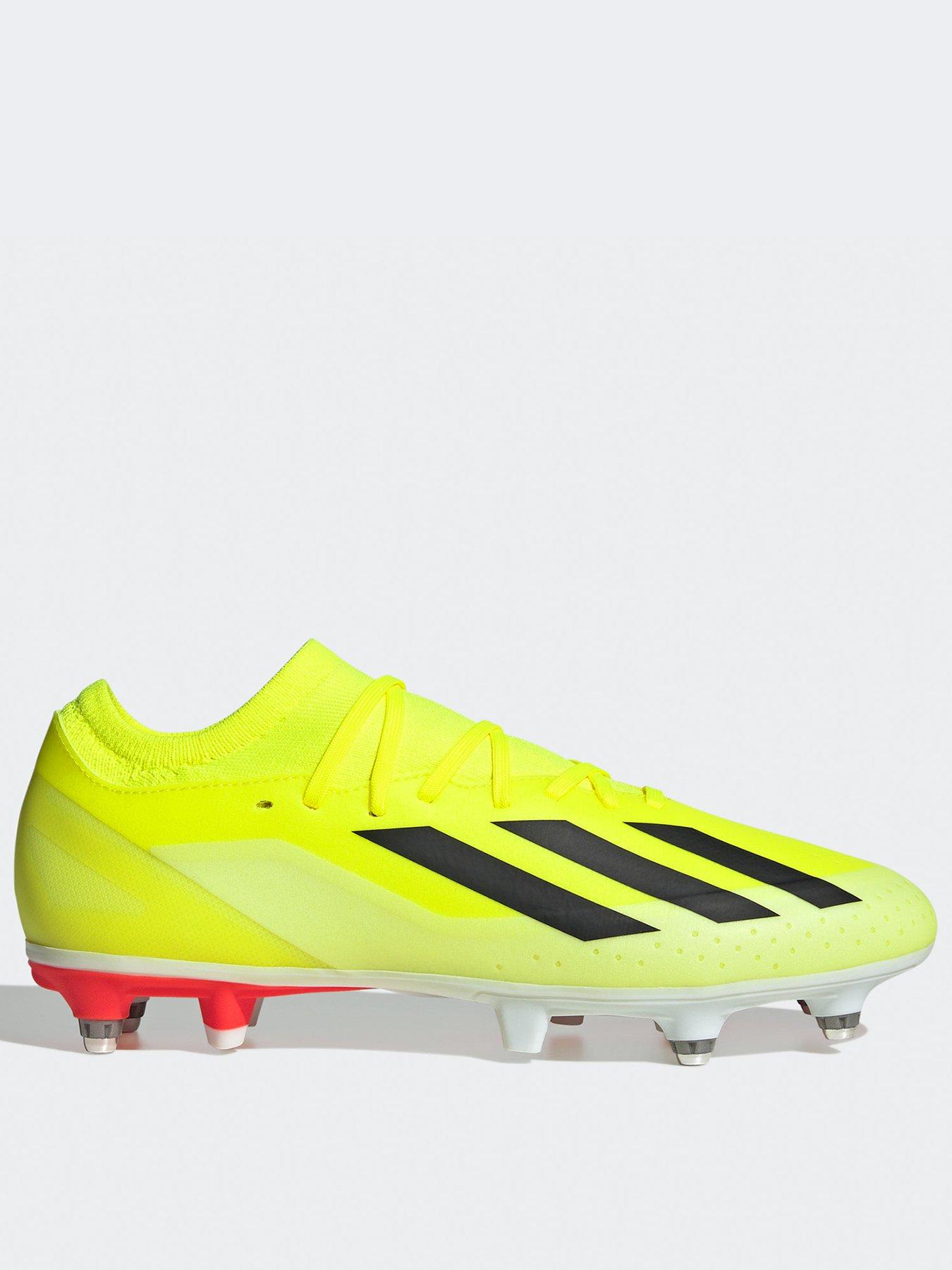 Soft ground football hot sale boots nike