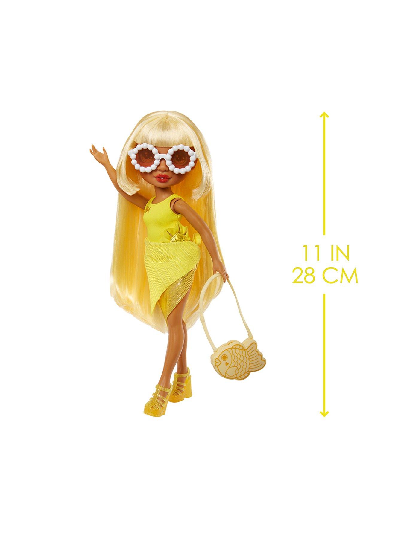 Image 4 of 7 of Rainbow High Swim &amp; Style Doll - Sunny&nbsp;Yellow