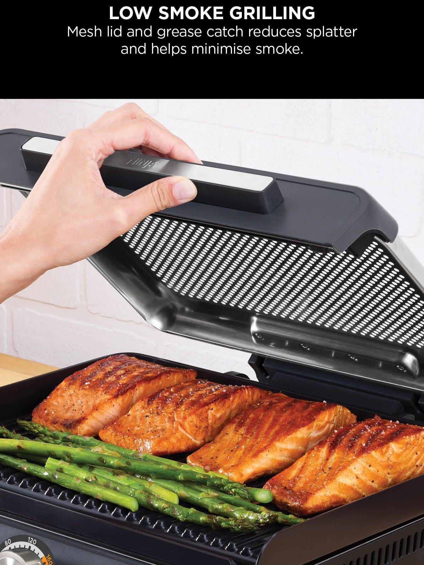 Image 3 of 7 of NINJA Sizzle Low Smoke Indoor Grill &amp; Flat Plate GR101UK