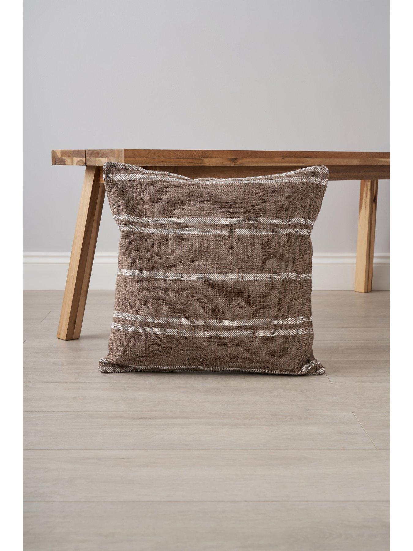  image of the-very-collection-riga-cushion