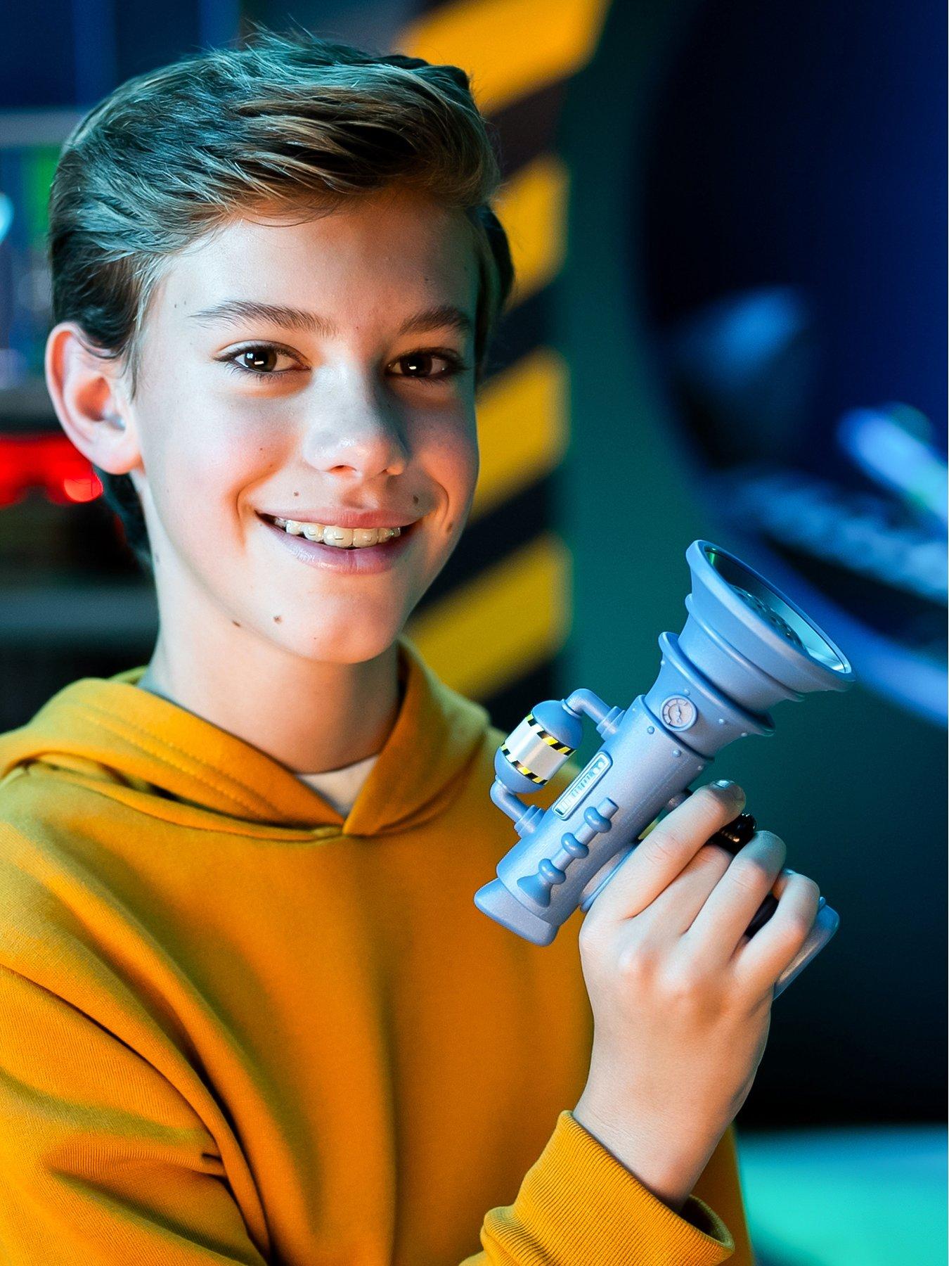 Image 6 of 7 of Despicable Me 4 Mini Fart Blaster