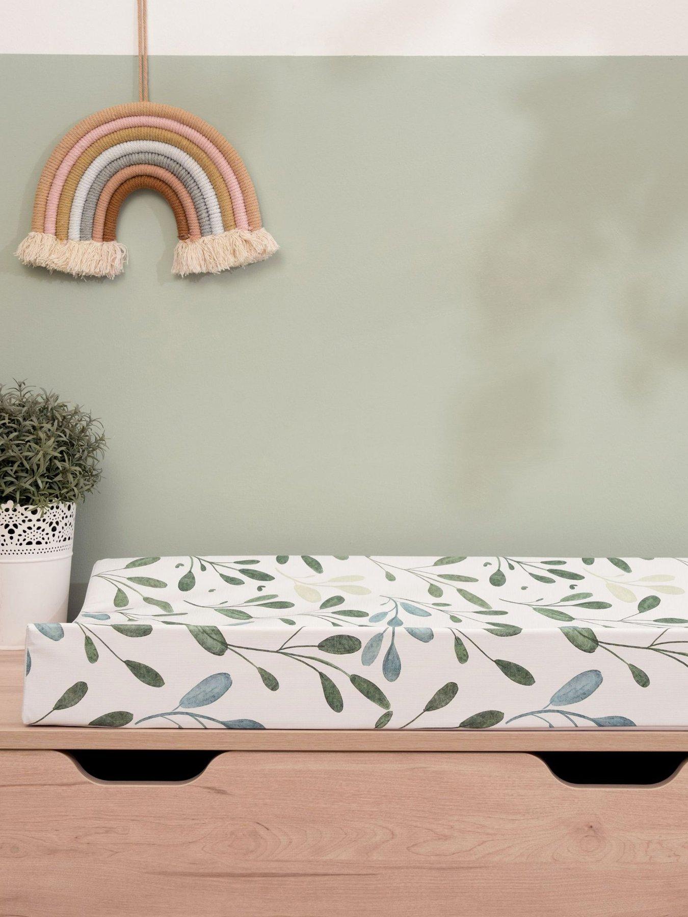 clair-de-lune-anti-roll-wedge-olive-changing-mat