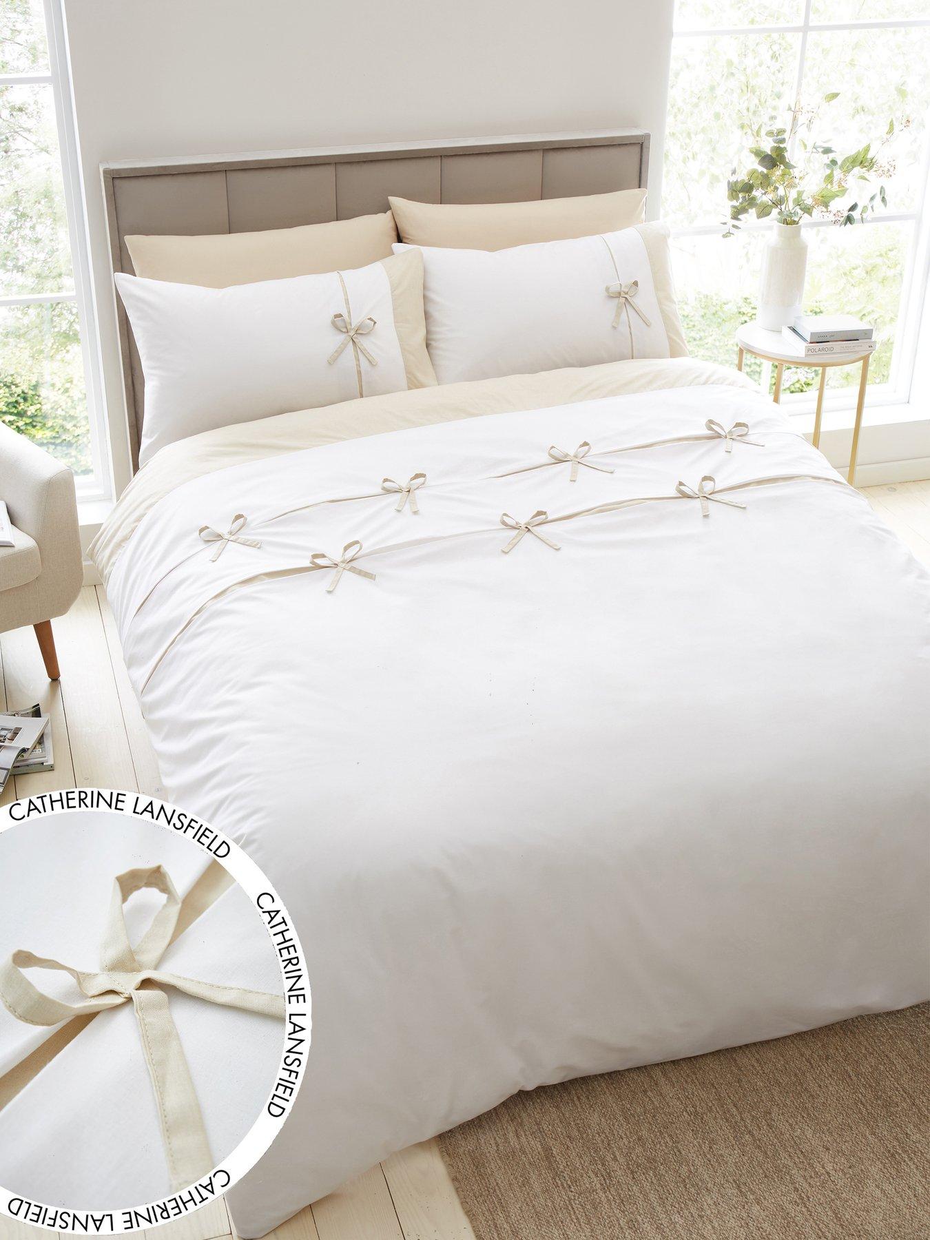 Catherine Lansfield Milo Bow Duvet Set