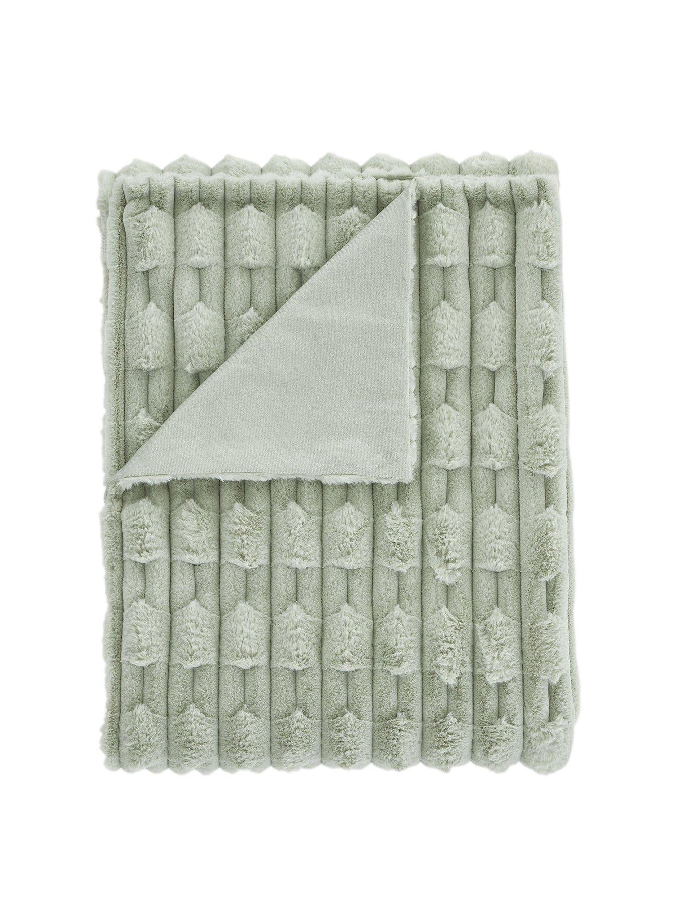 image of bianca-carved-faux-fur-cosy-throw-in-sage