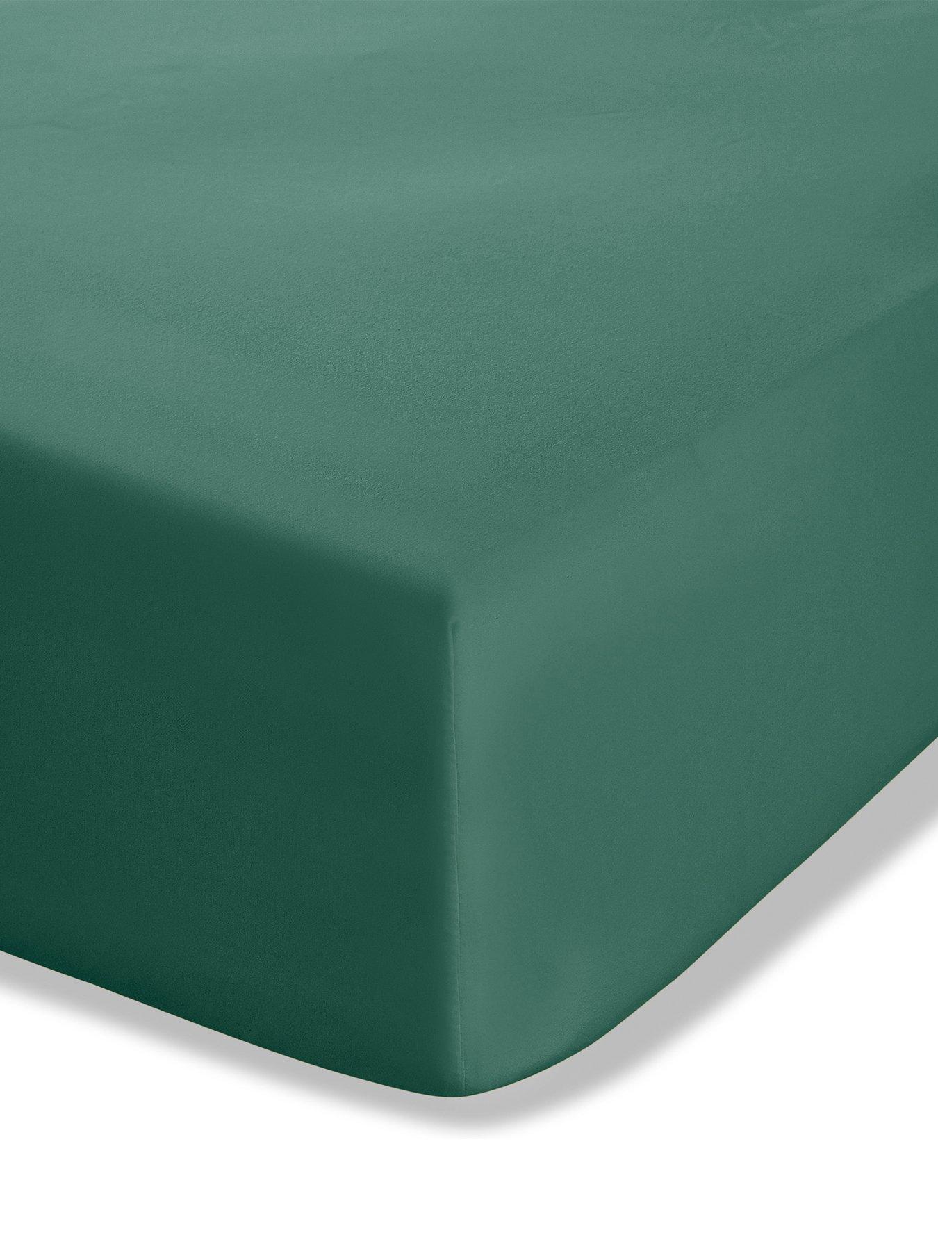 Catherine Lansfield Easy Iron Extra Deep Fitted Sheet