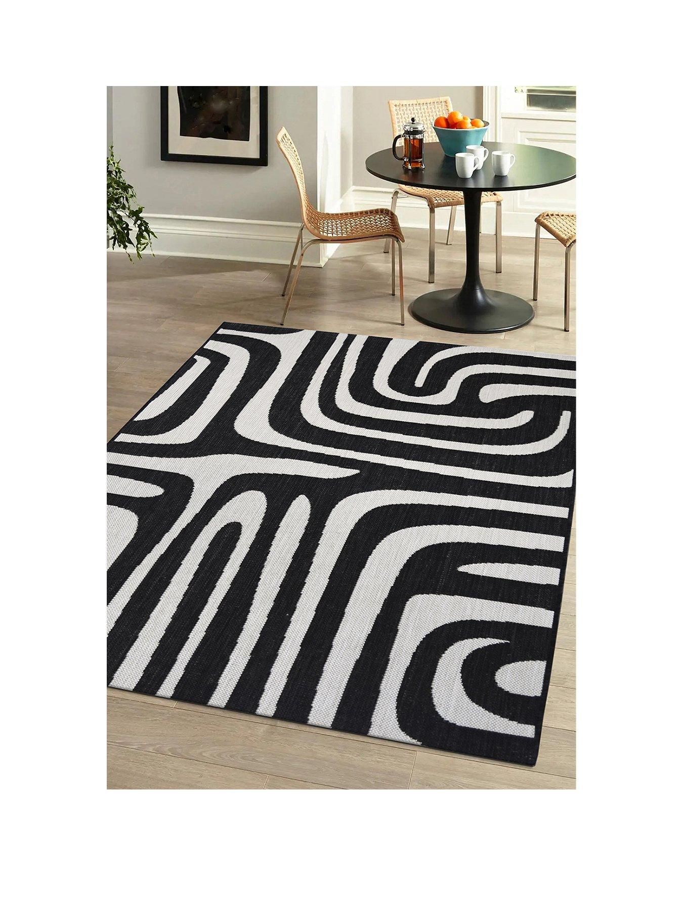 Image 2 of 5 of The Very Collection Indoor/Outdoor Flatweave Rug