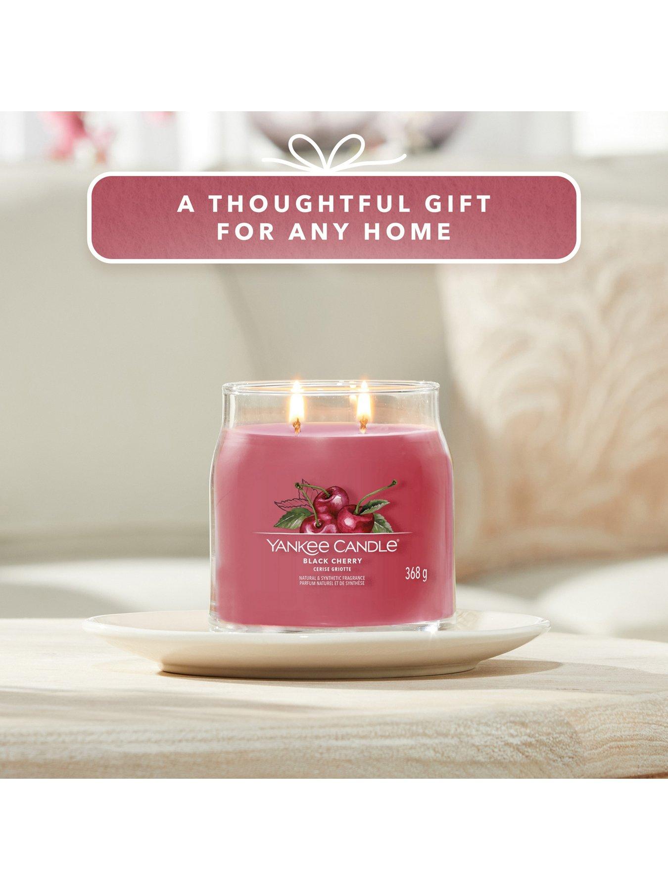 Image 6 of 6 of Yankee Candle Signature Medium Jar Candle &ndash; Black Cherry