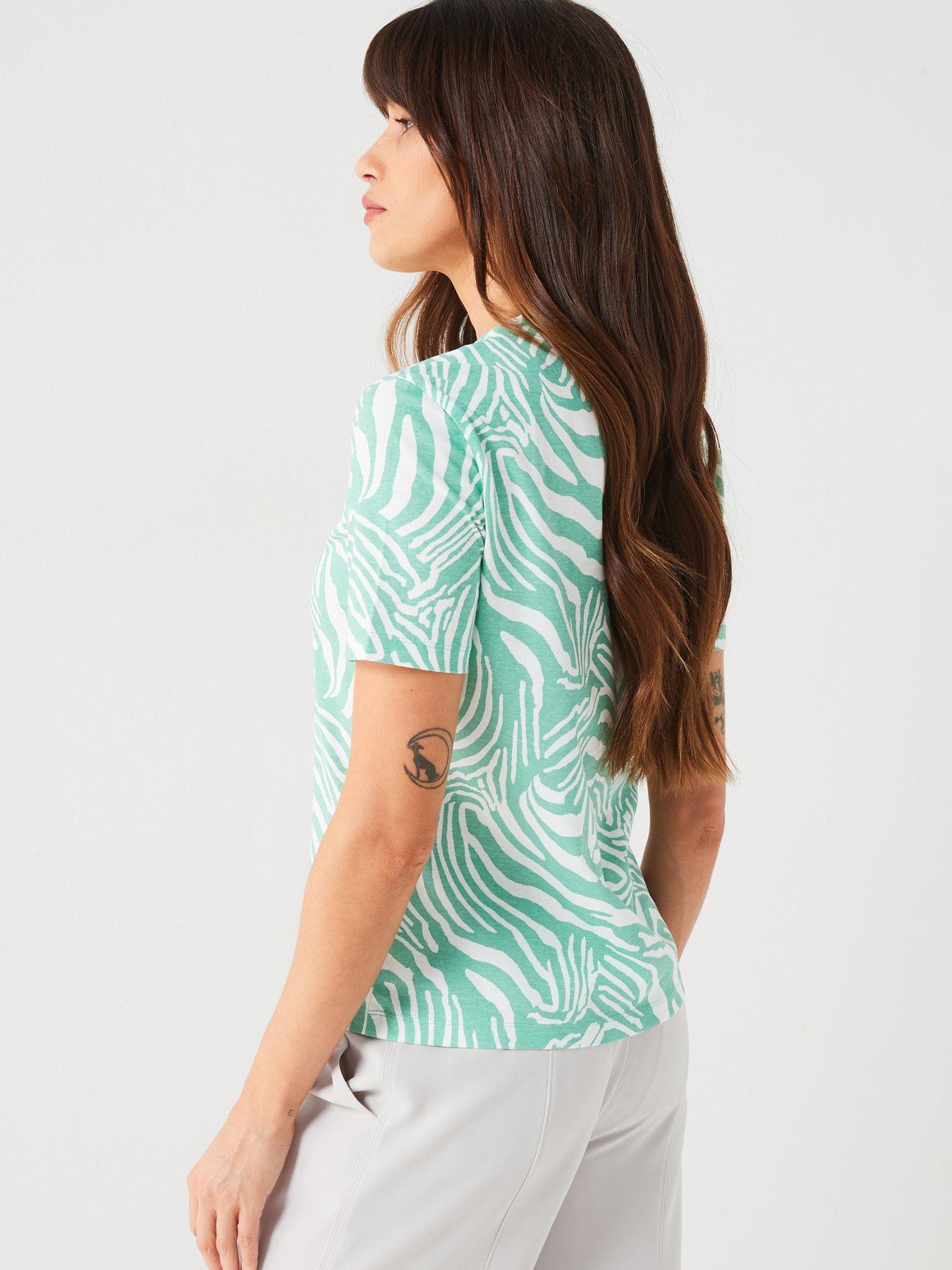 Image 2 of 6 of Everyday The Essential Printed Crew Neck T-shirt - Green/White