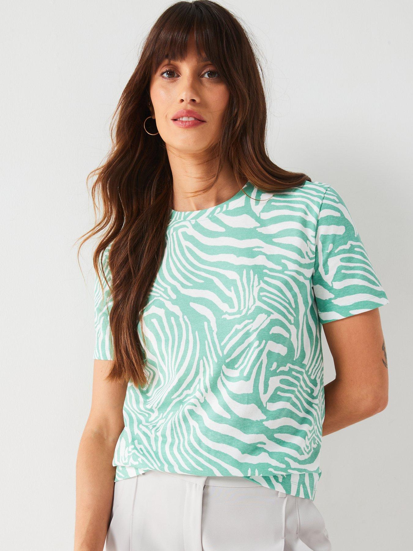 Image 5 of 6 of Everyday The Essential Printed Crew Neck T-shirt - Green/White
