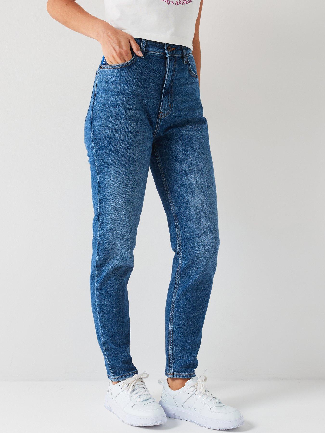  image of hugo-noe-mom-jean-blue