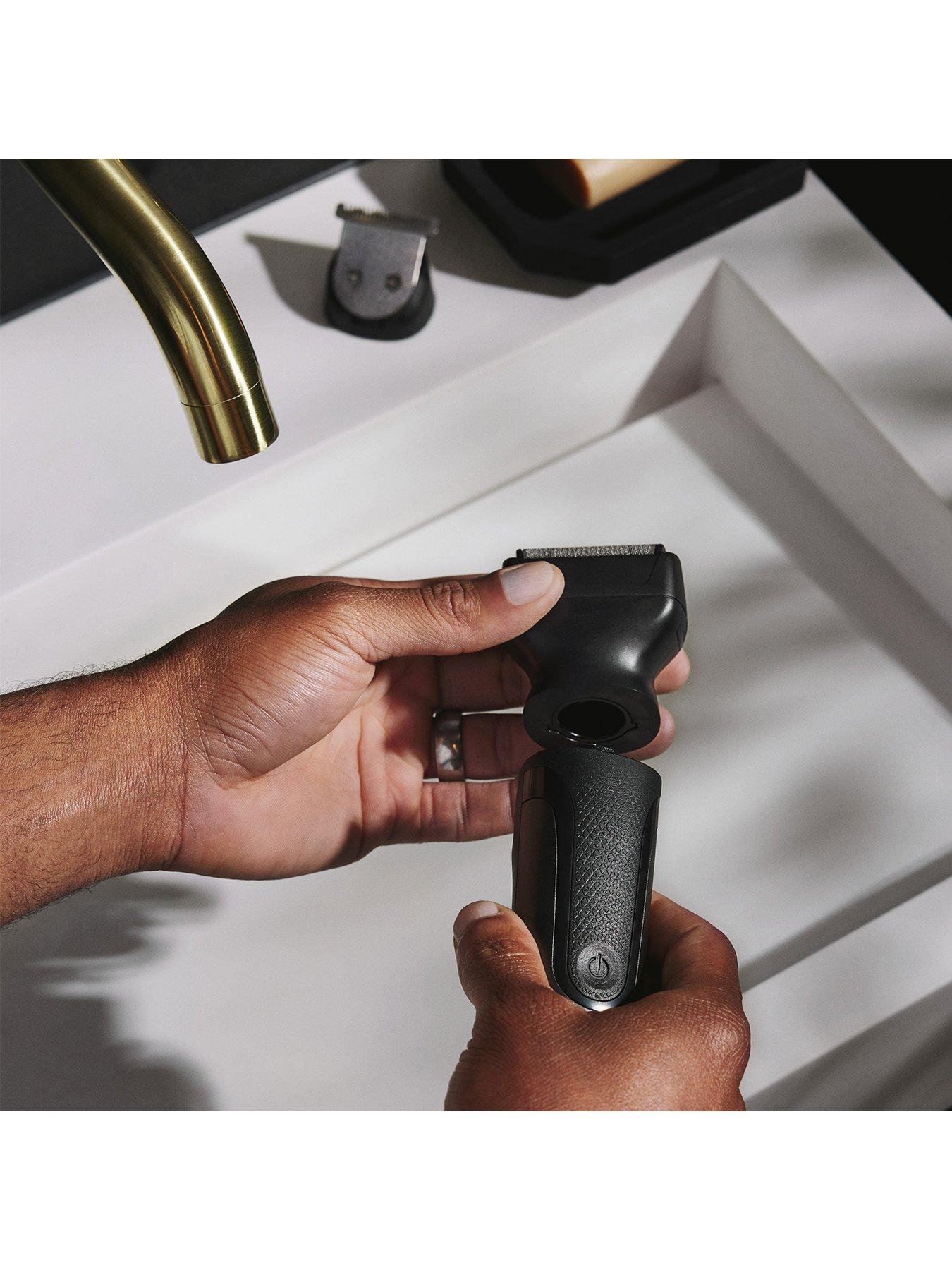 Image 7 of 7 of Remington ONE 10-in-1 Head and Body Multi-Groomer with Full Sized Foil Shaver