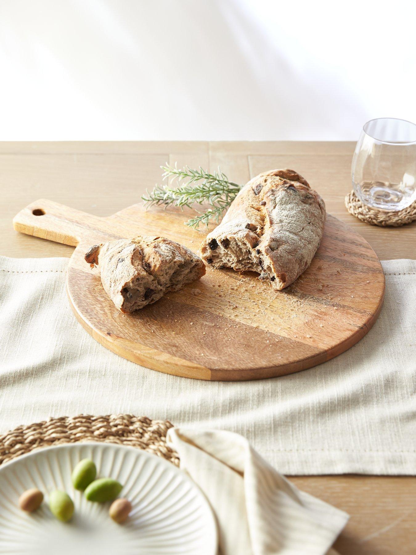 the-very-collection-mango-large-round-serving-board-with-handle