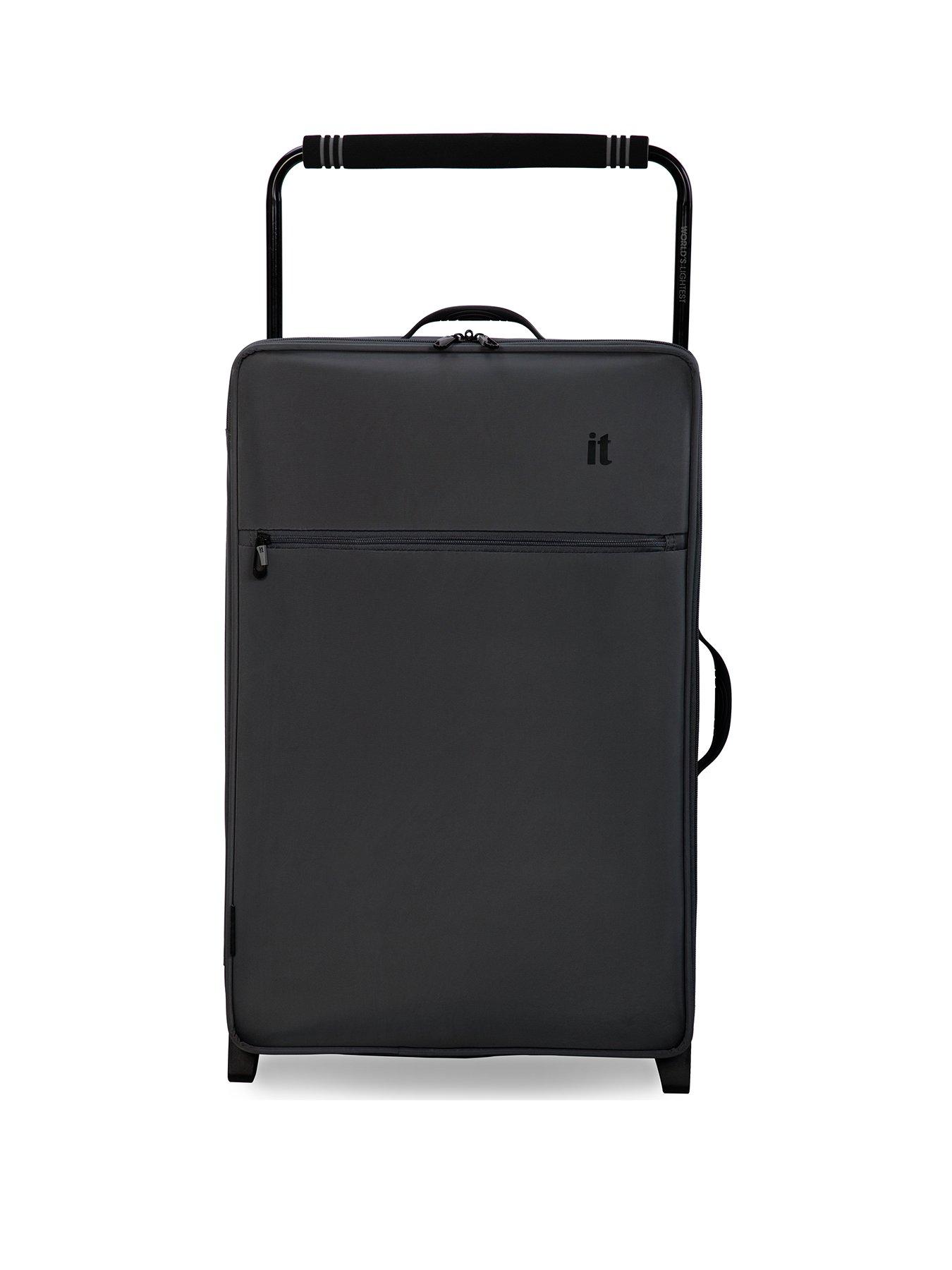 It medium store lightweight suitcase