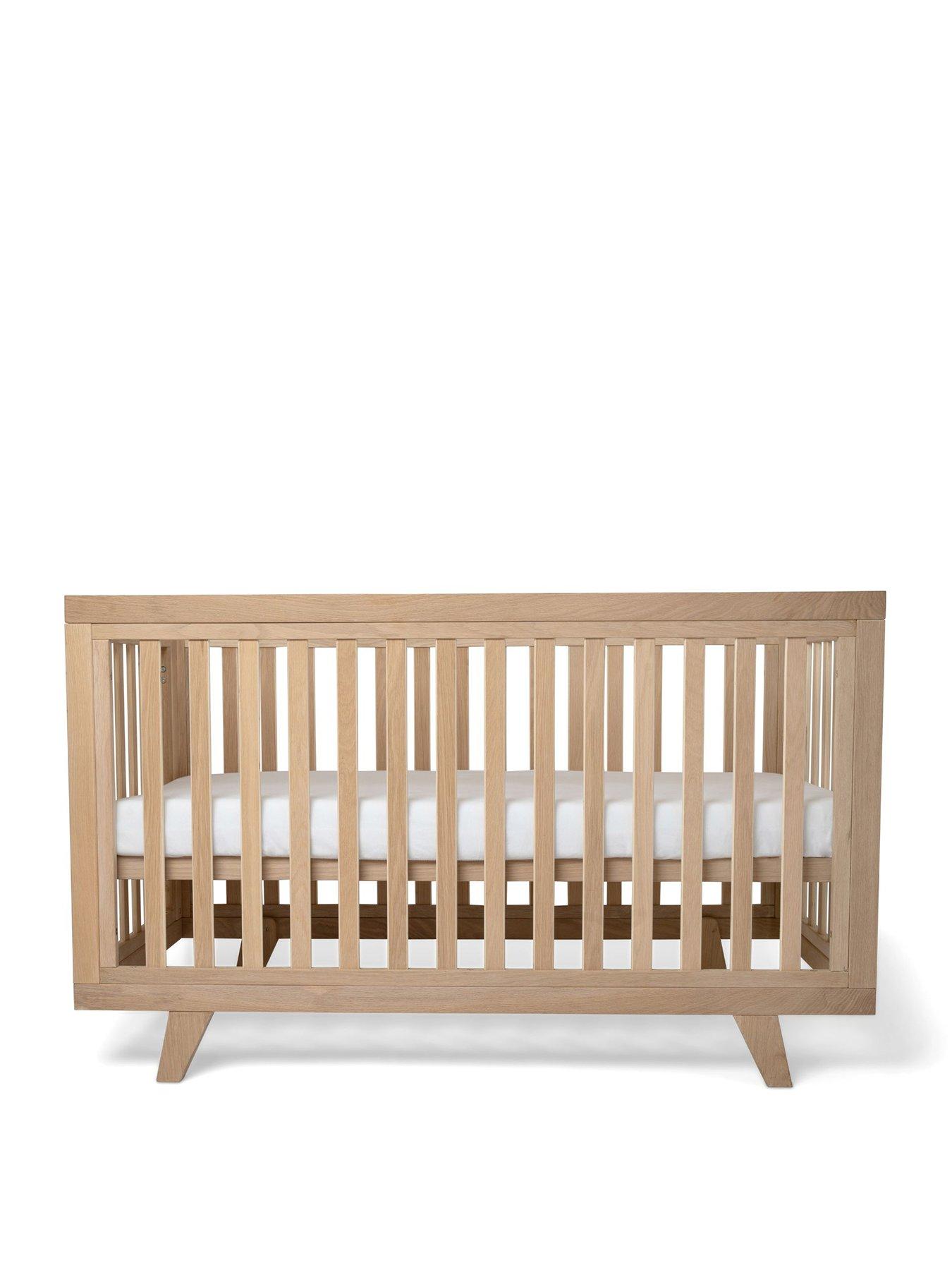Clair De Lune Oak Cot Bed