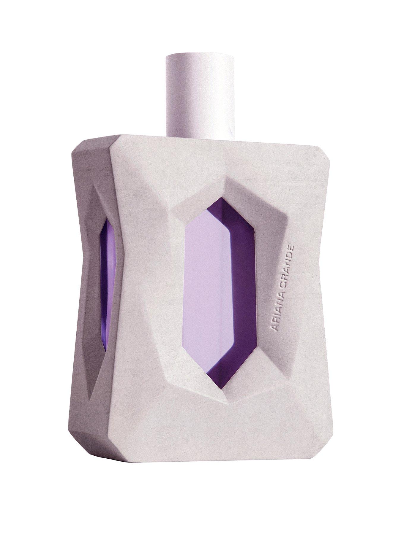 Ariana Grande God Is A Woman Eau De Parfum 50ml