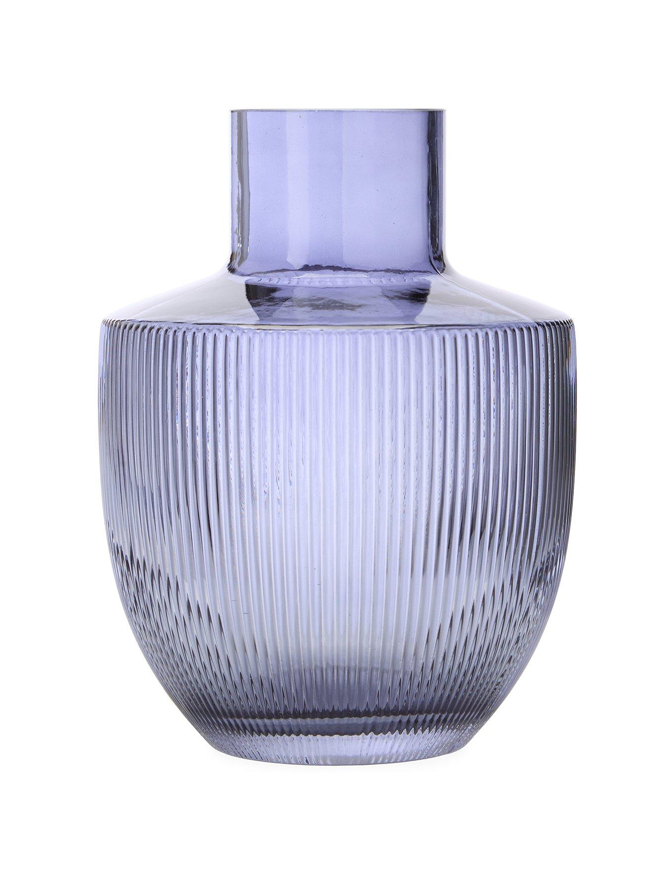 stillFront image of the-very-collection-ribbed-run-vase-blue