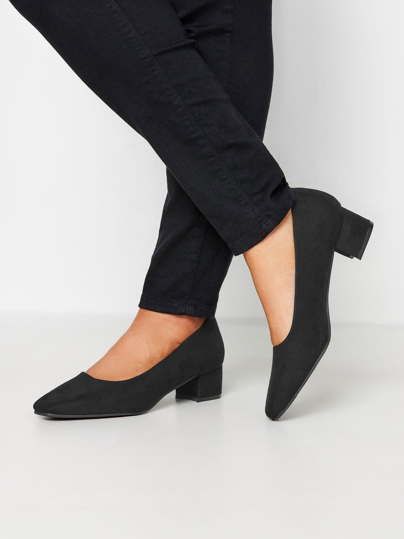 Image 4 of 4 of Yours Extra Wide Fit Mid Block Heel Court Black Micro